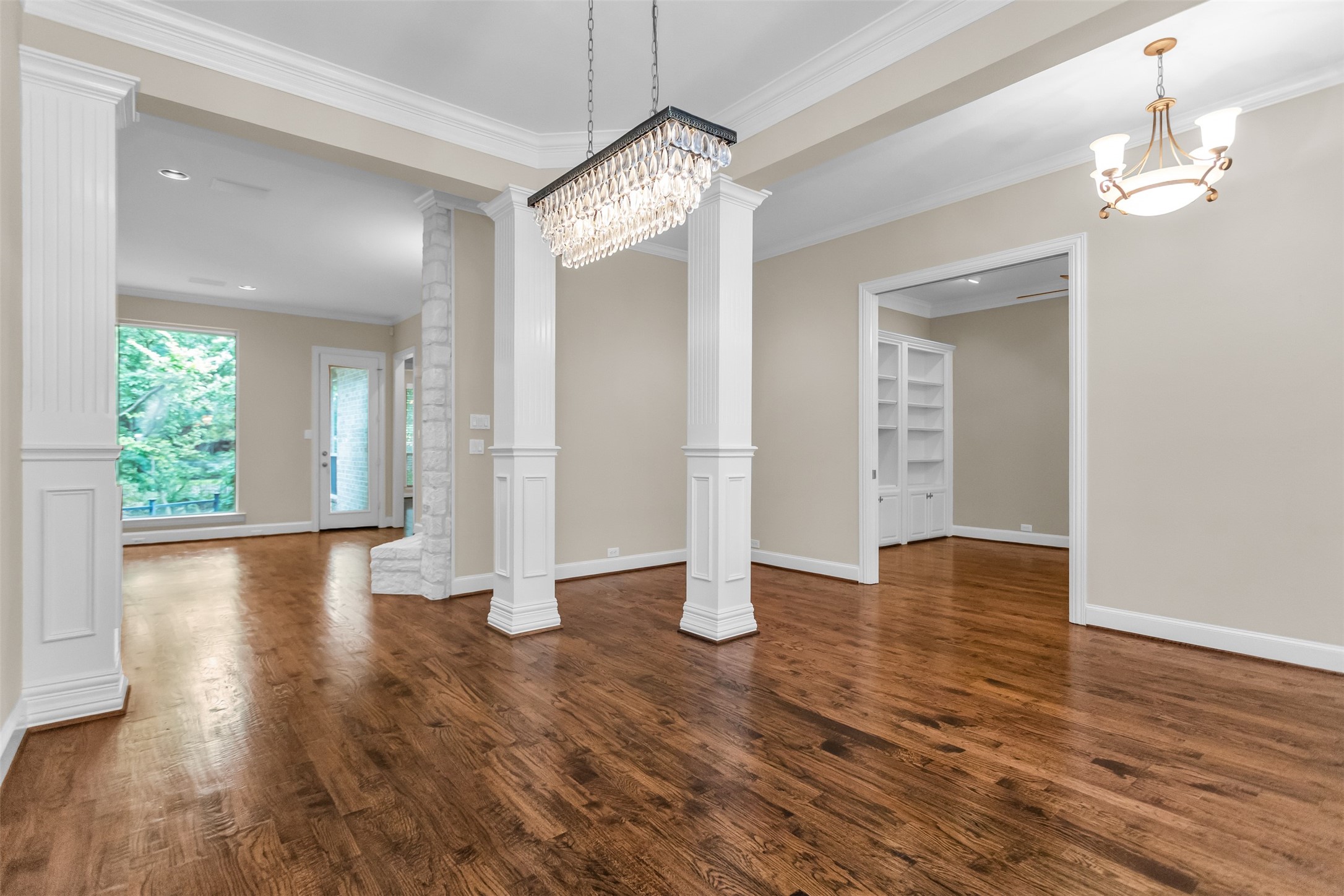 1210 Creekwood Drive Garland TX 75044