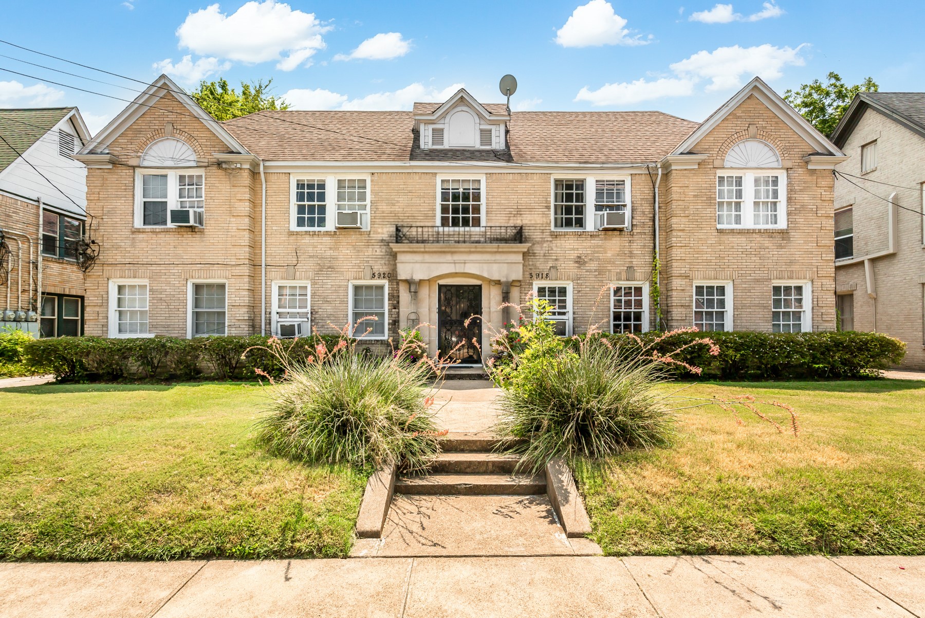 5918 La Vista Drive Dallas TX 75206