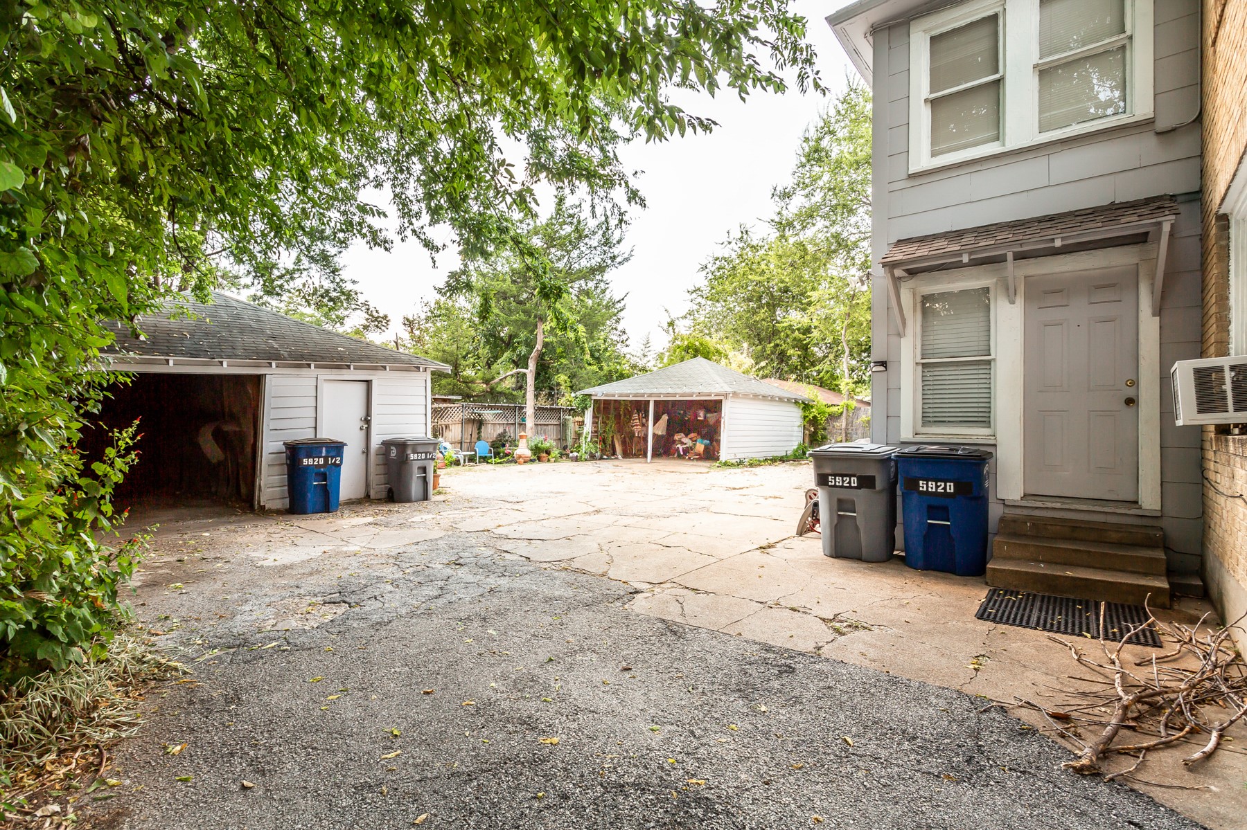 5918 La Vista Drive Dallas TX 75206