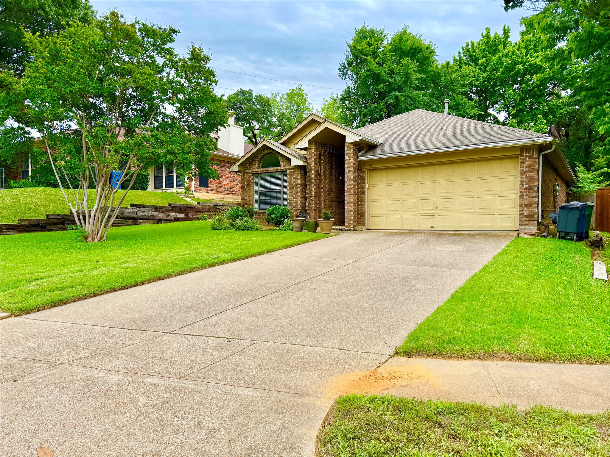 1437 Hampton Road Grapevine TX 76051
