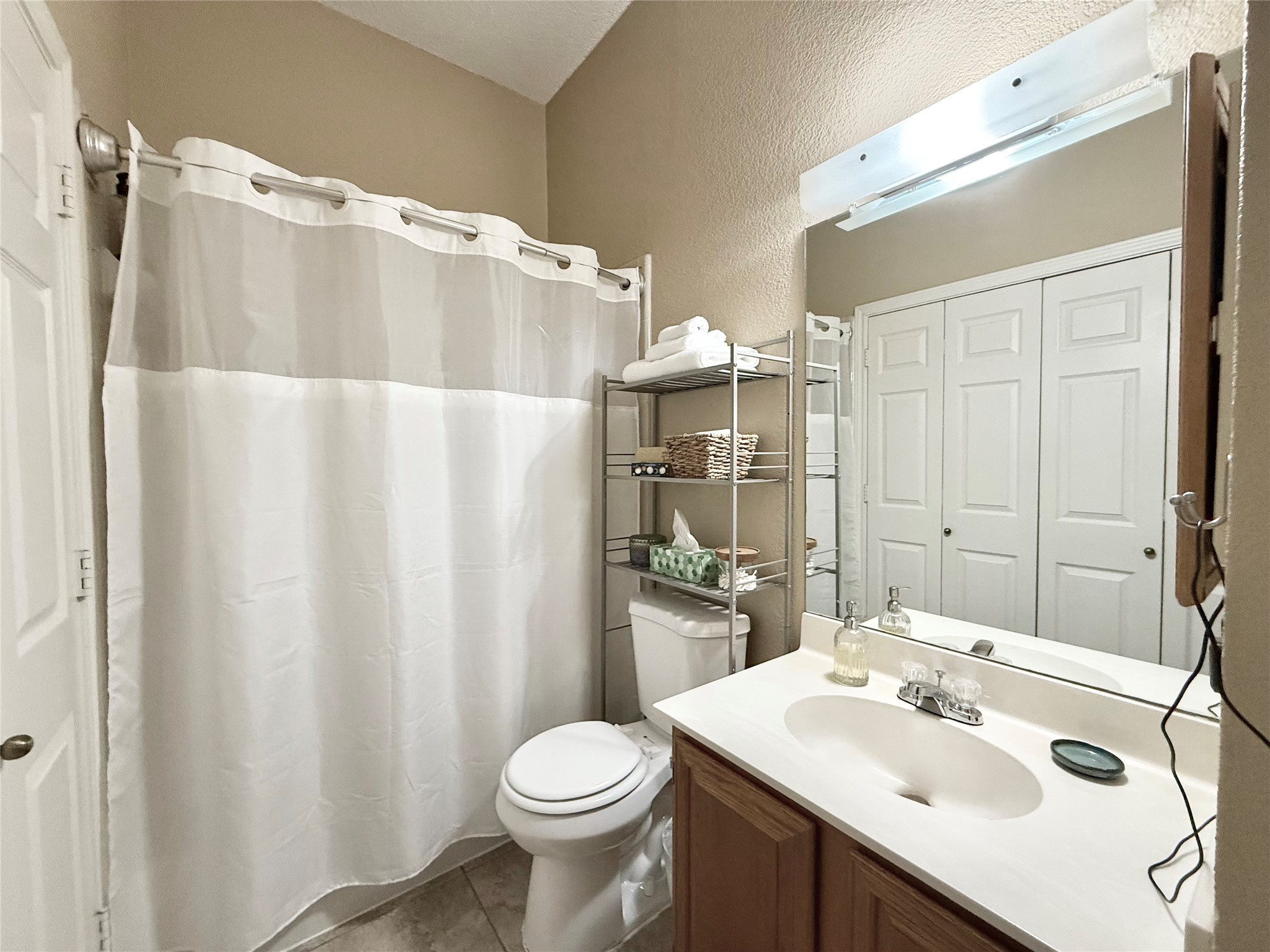 1437 Hampton Road Grapevine TX 76051