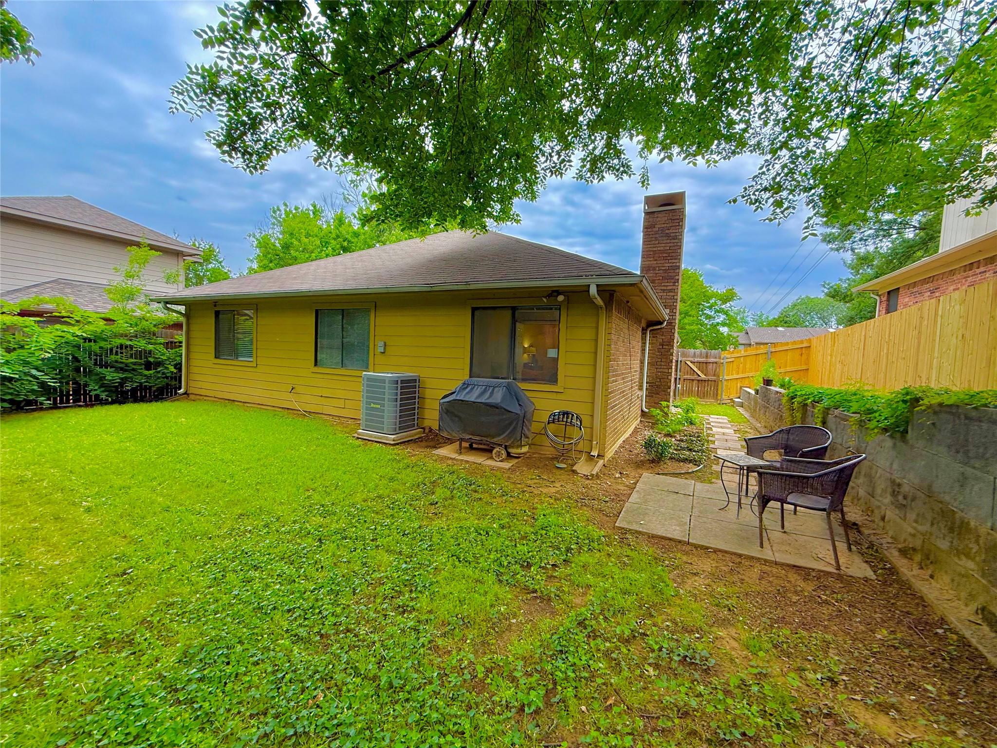 1437 Hampton Road Grapevine TX 76051