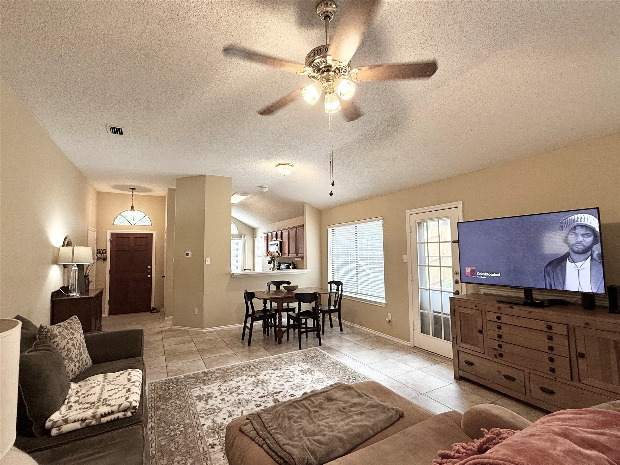 1437 Hampton Road Grapevine TX 76051