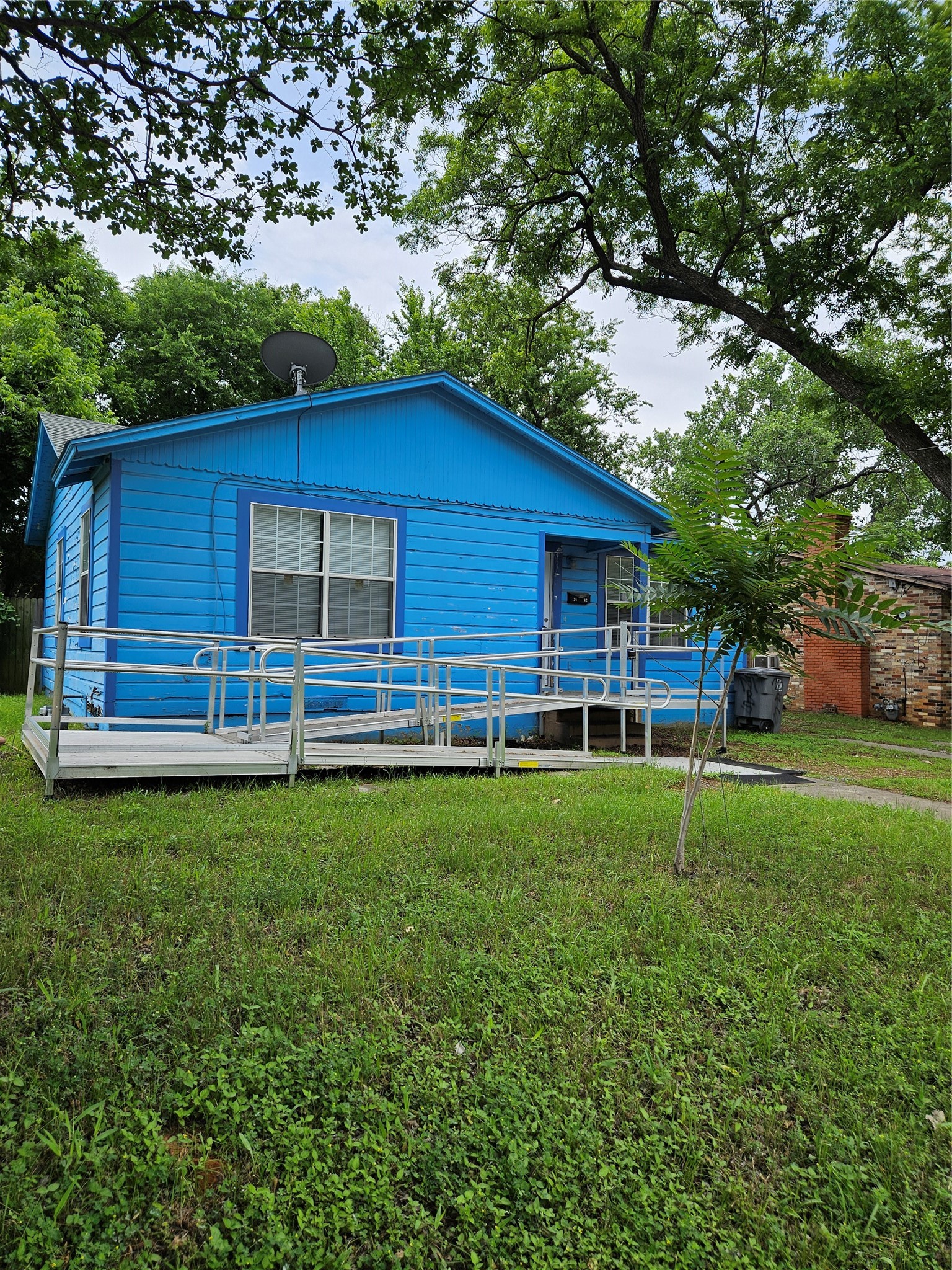 2642 Anderson Street Dallas TX 75215