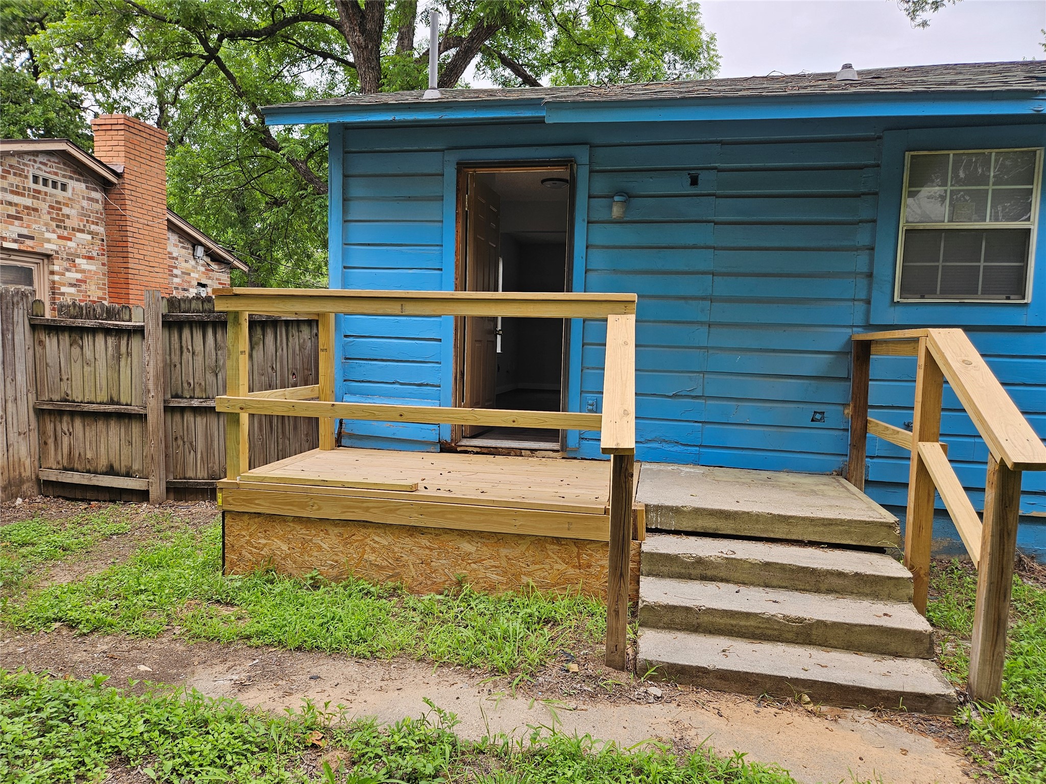 2642 Anderson Street Dallas TX 75215