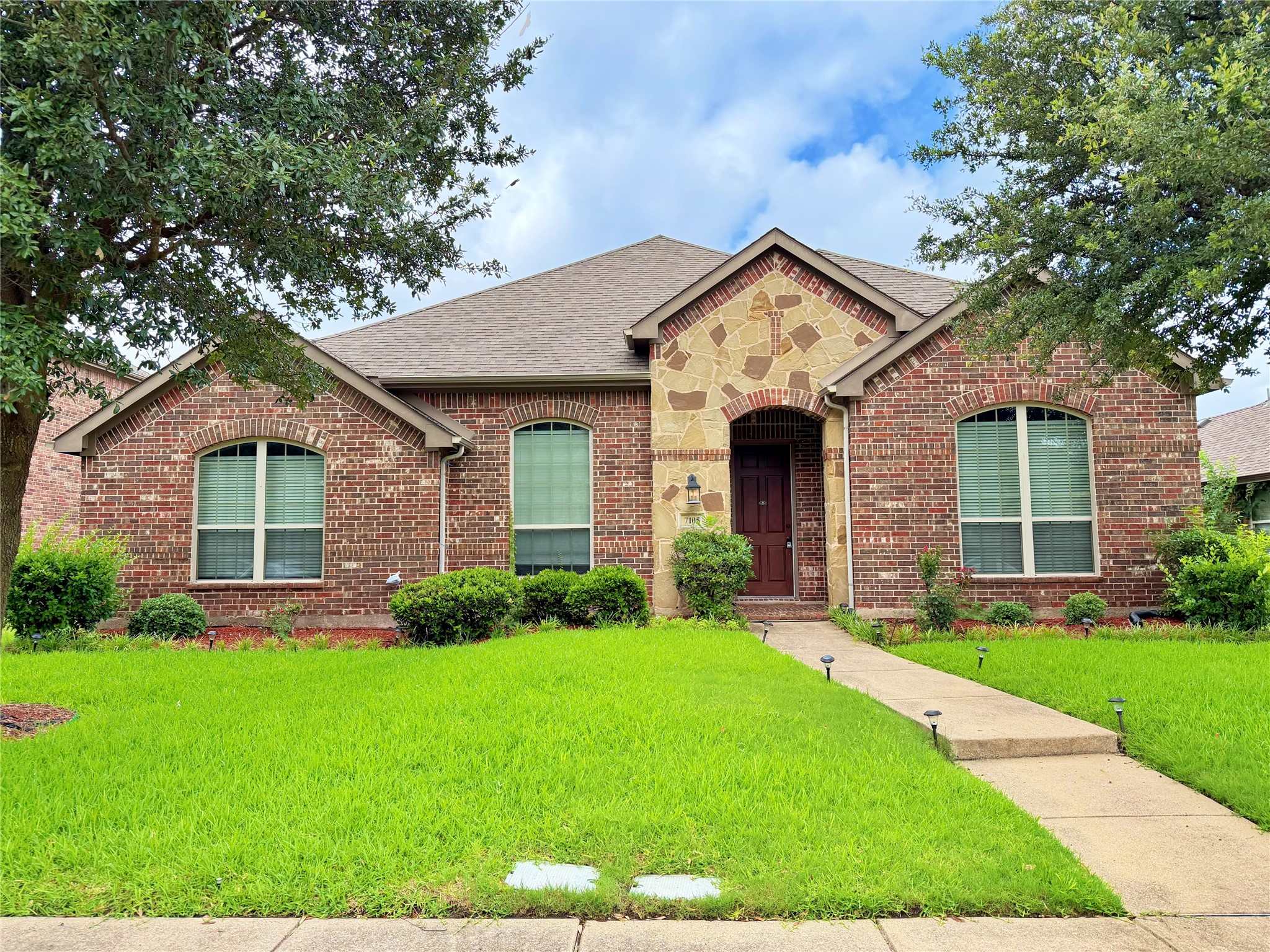7105 Handen Drive Rowlett TX 75089