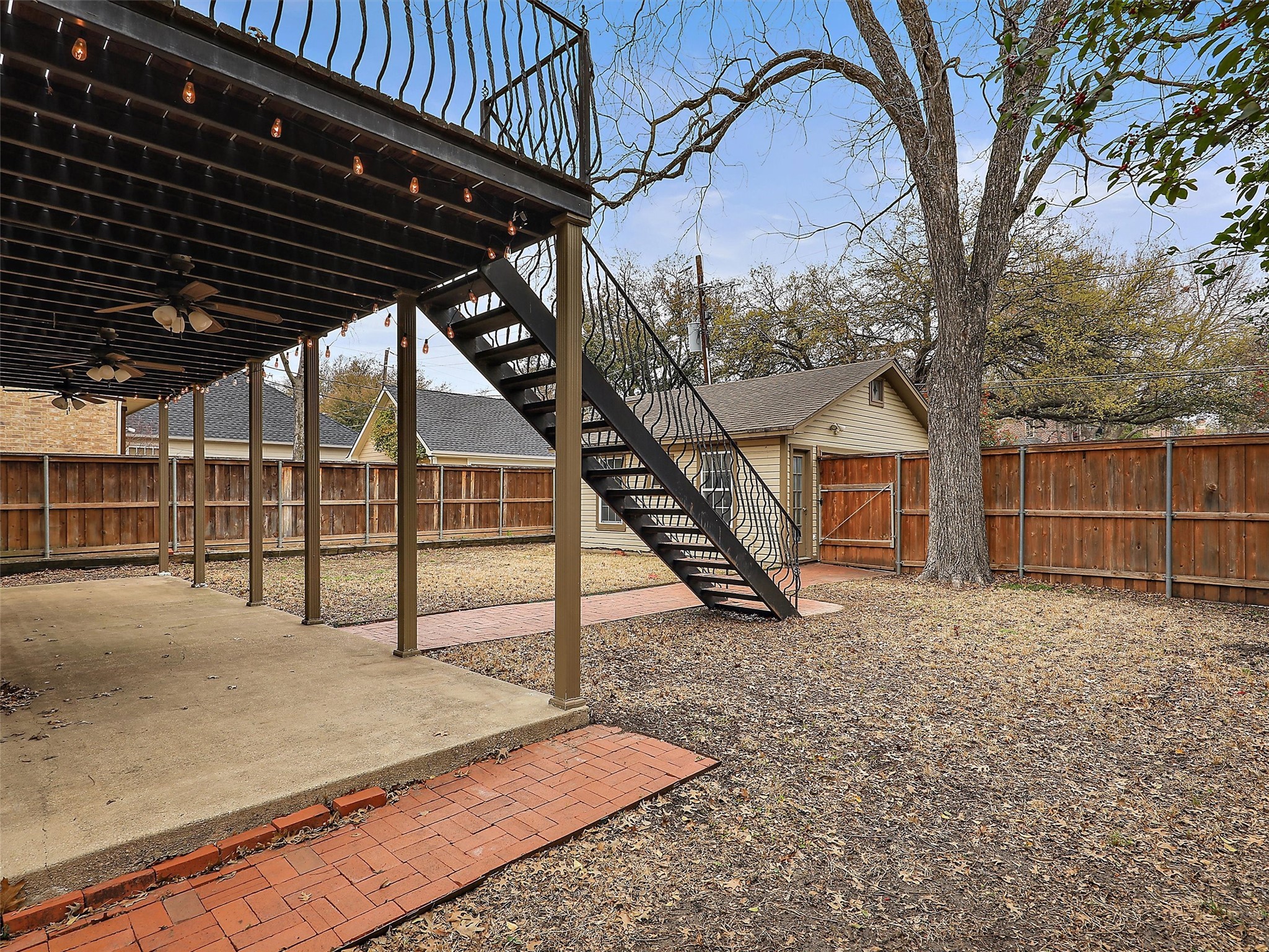 2824 Dyer Street University Park TX 75205