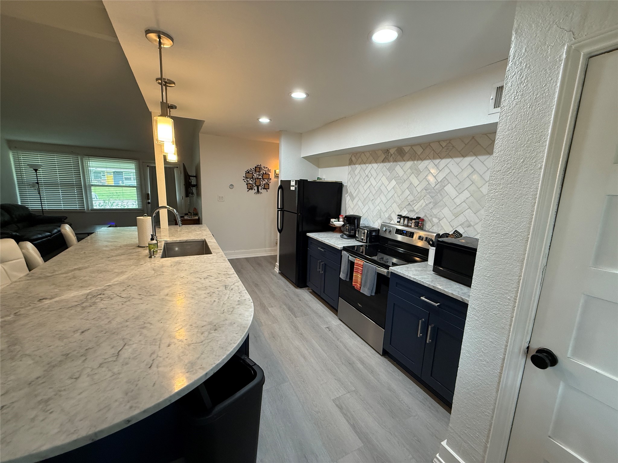 819 Loganwood Avenue Richardson TX 75080