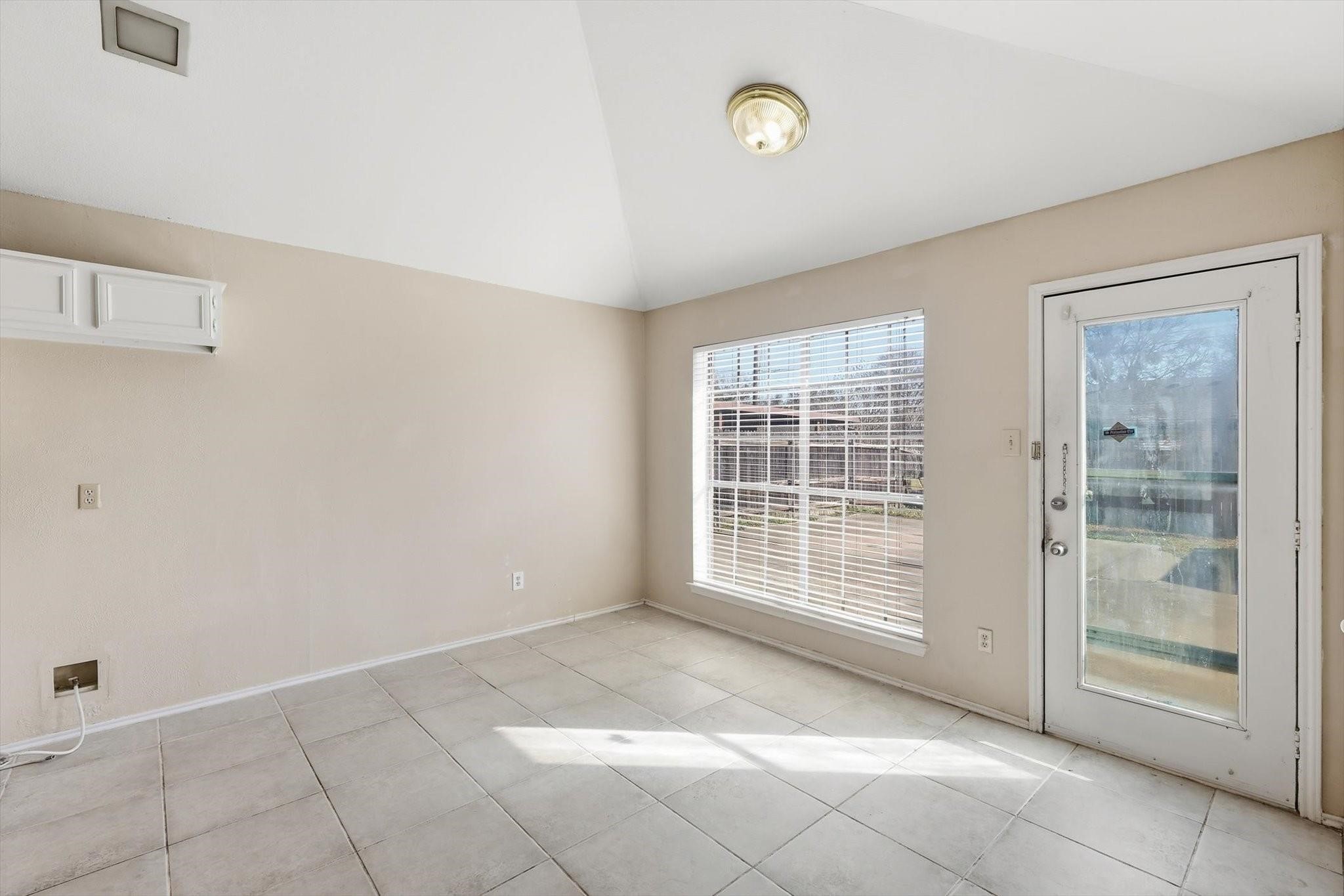 5722 Westchase Drive North Richland Hills TX 76180