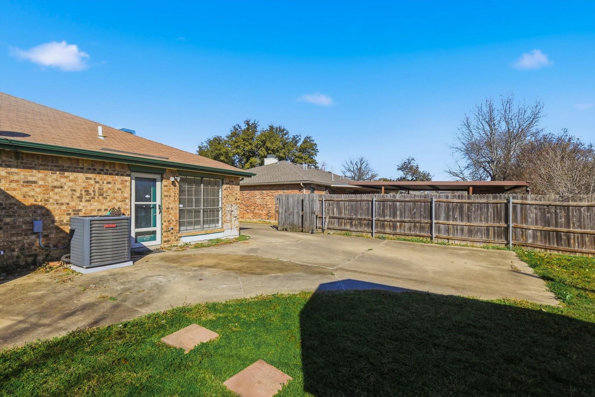 5722 Westchase Drive North Richland Hills TX 76180