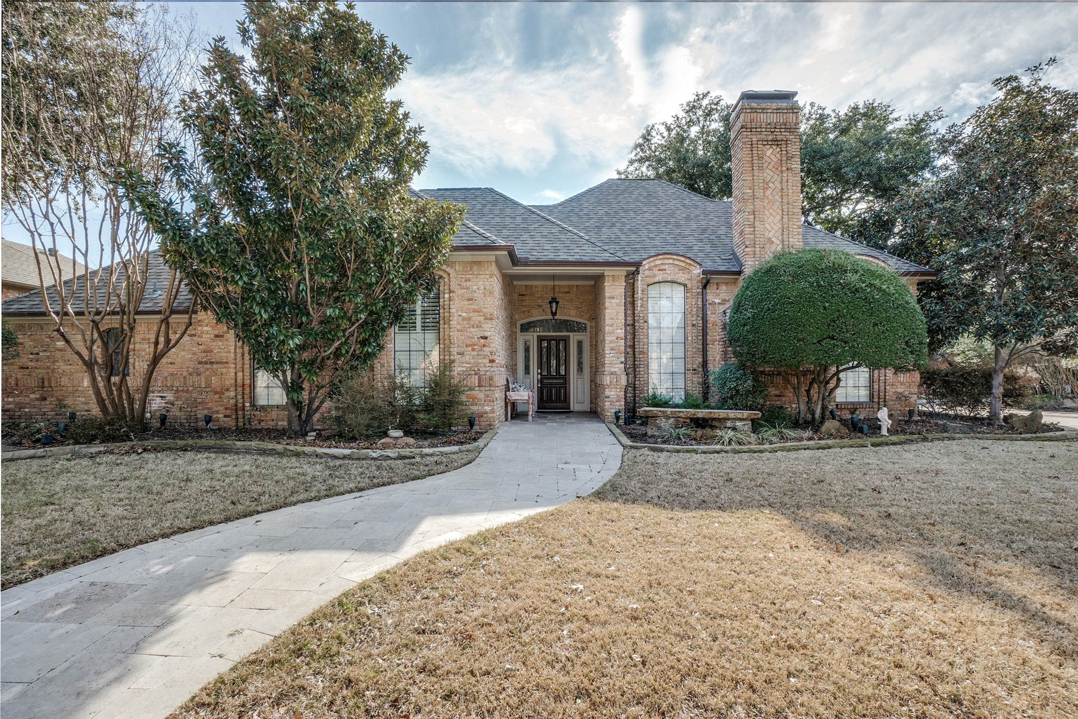 5604 Covehaven Drive Dallas TX 75252
