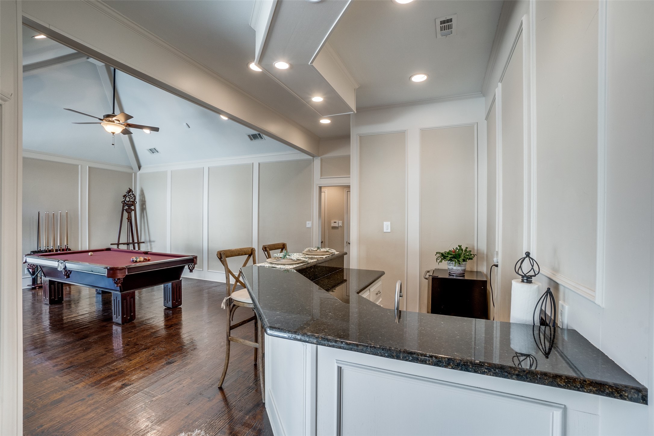 5604 Covehaven Drive Dallas TX 75252
