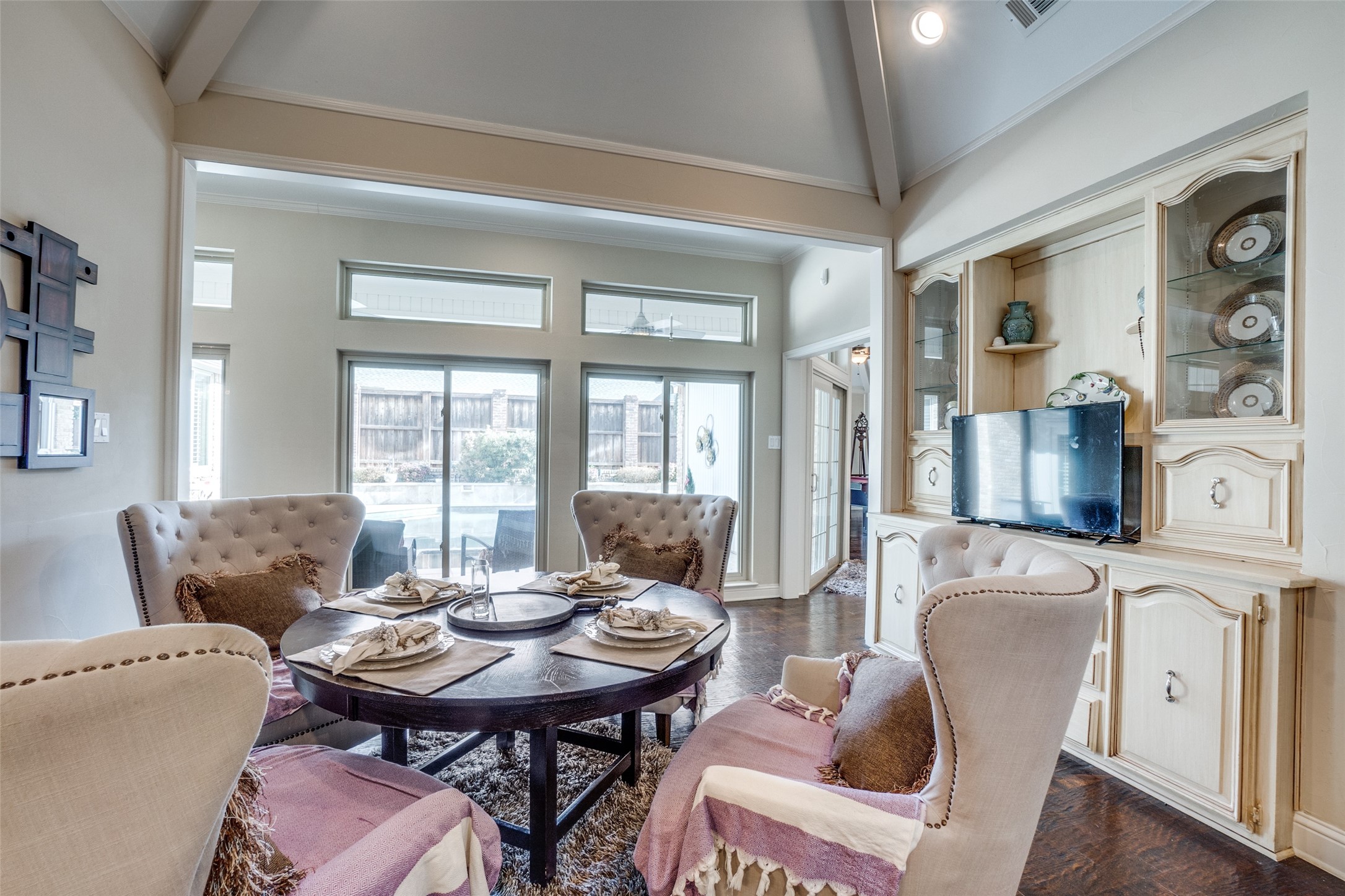 5604 Covehaven Drive Dallas TX 75252
