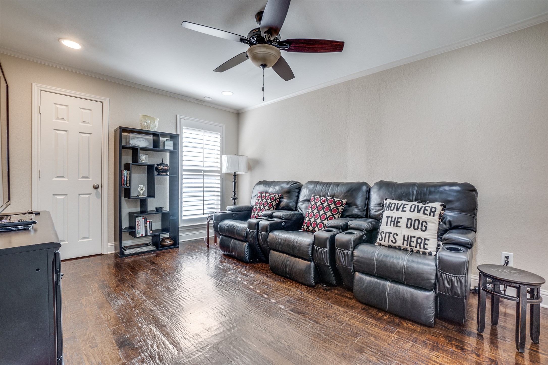 5604 Covehaven Drive Dallas TX 75252