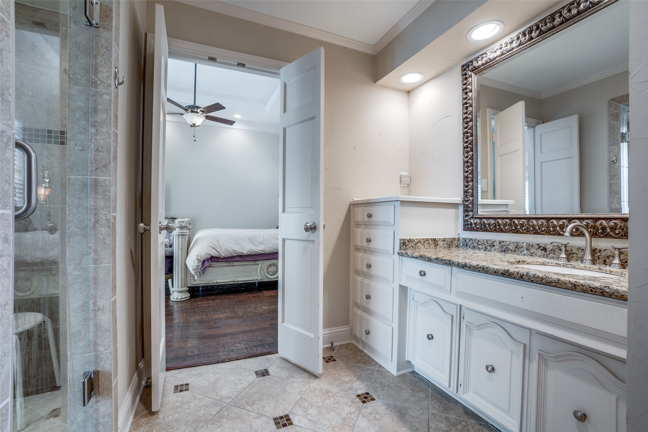 5604 Covehaven Drive Dallas TX 75252