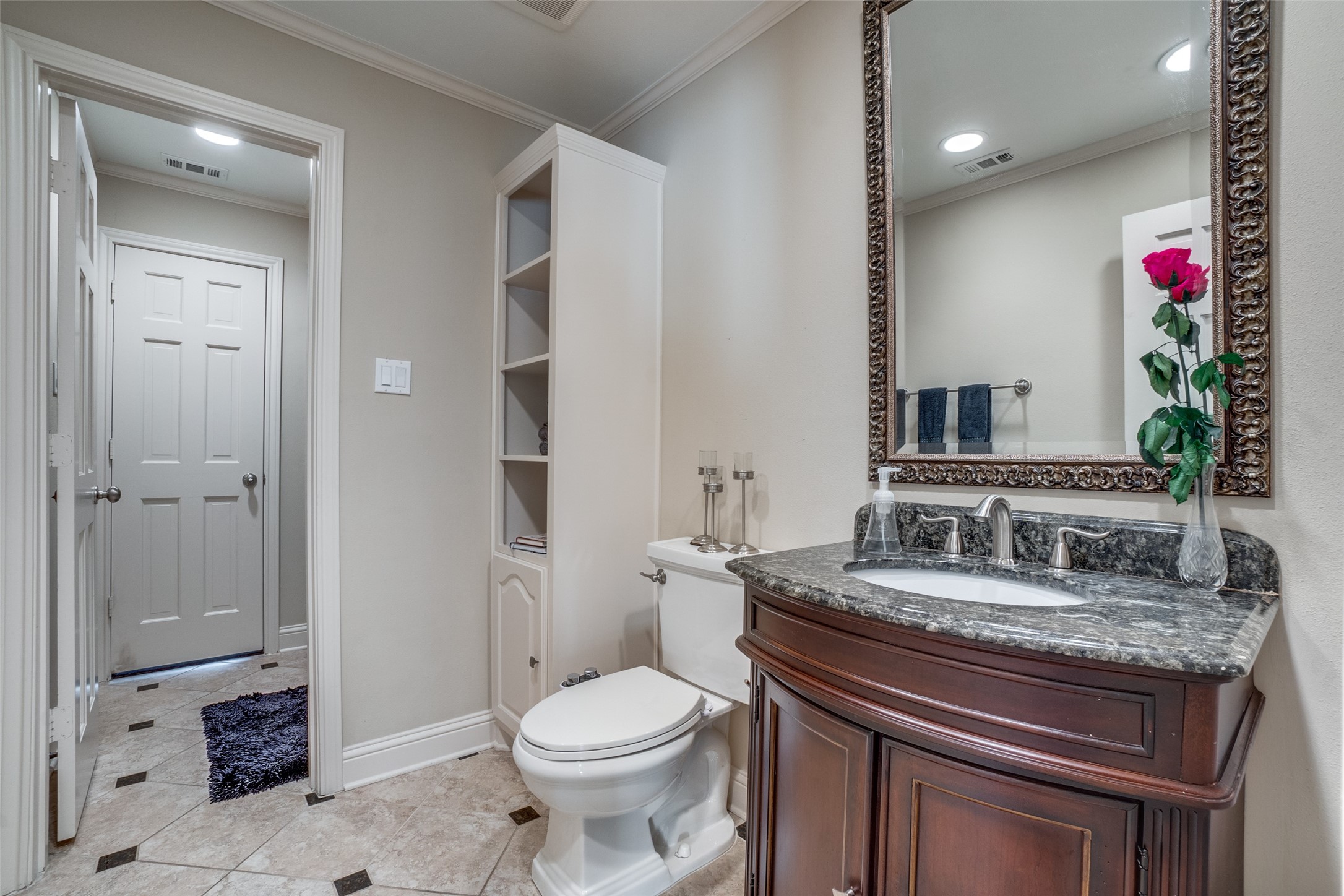 5604 Covehaven Drive Dallas TX 75252