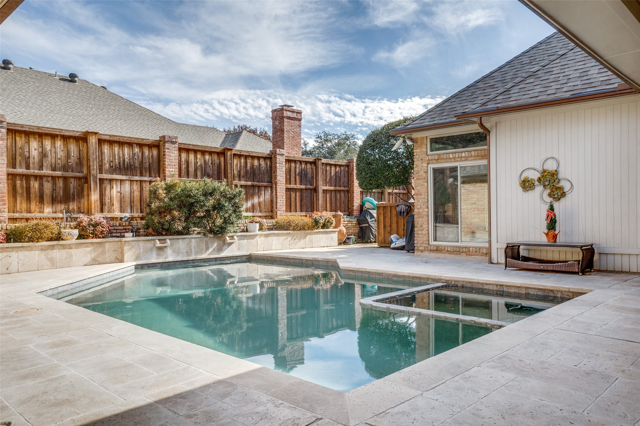 5604 Covehaven Drive Dallas TX 75252