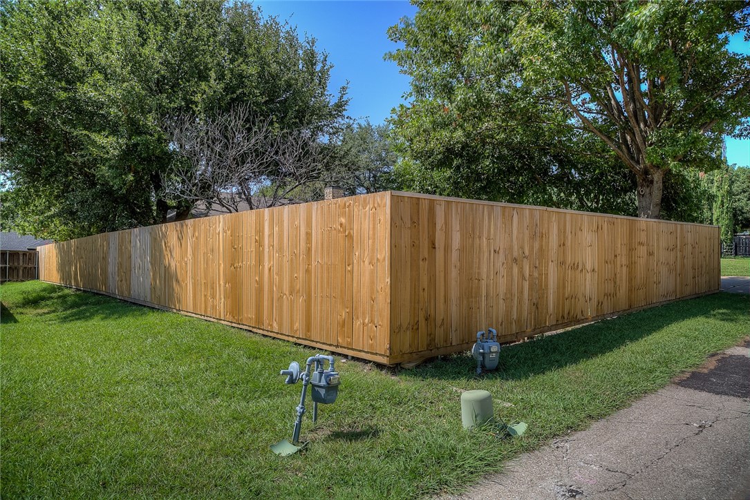 102 Teakwood Drive Rockwall TX 75087