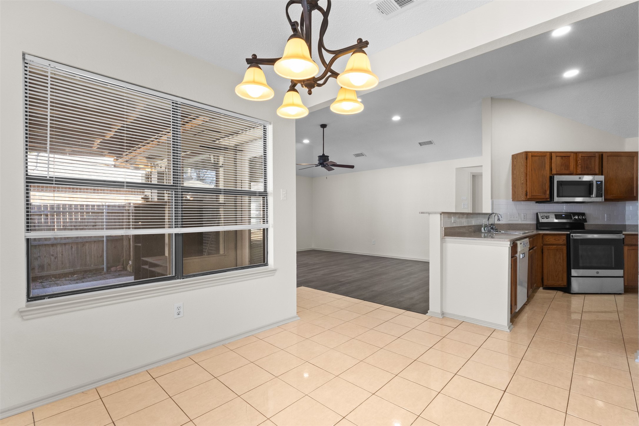 812 Bentle Street Cedar Hill TX 75104