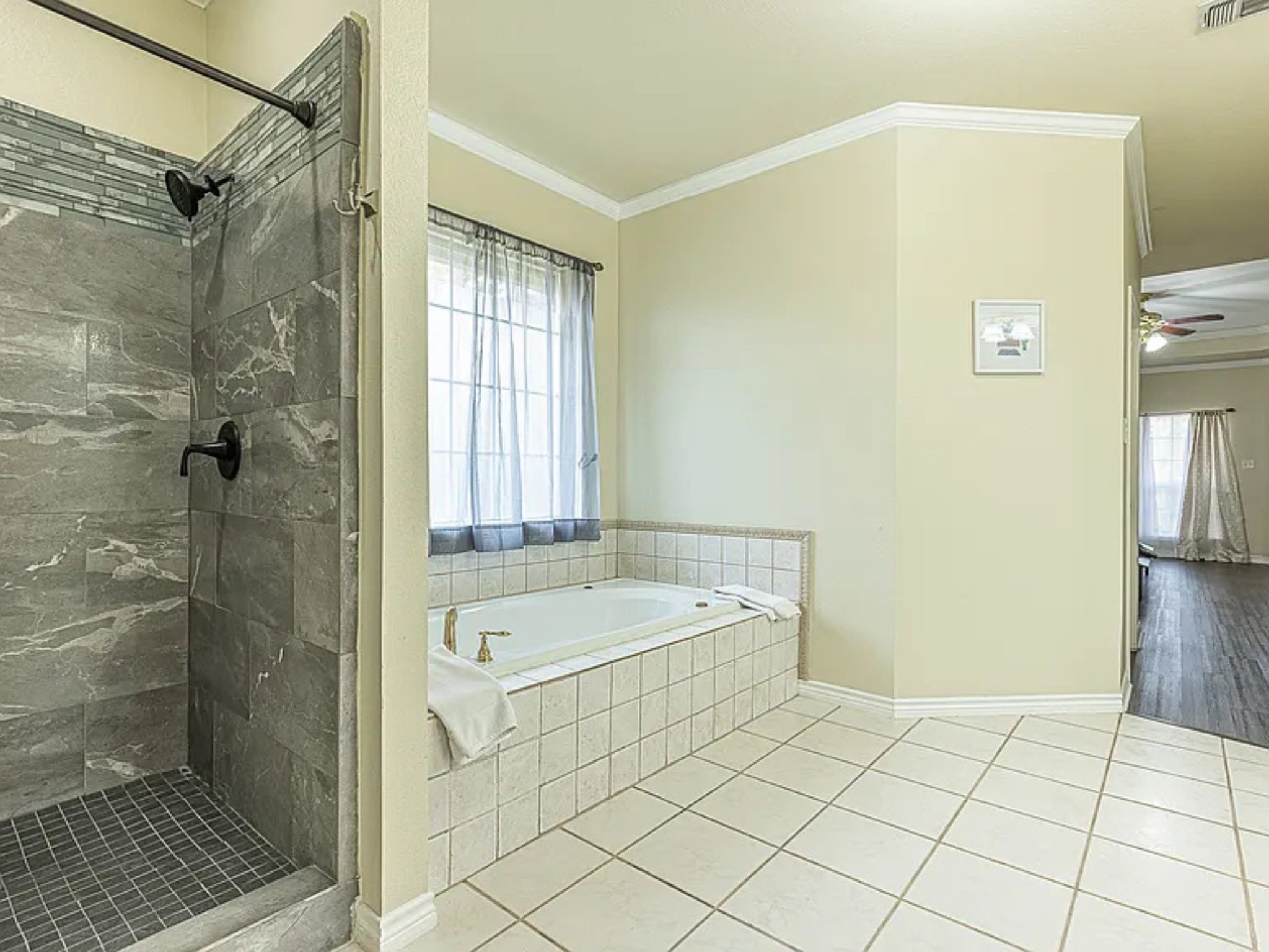 1606 S Hyde Park Avenue Denison TX 75020