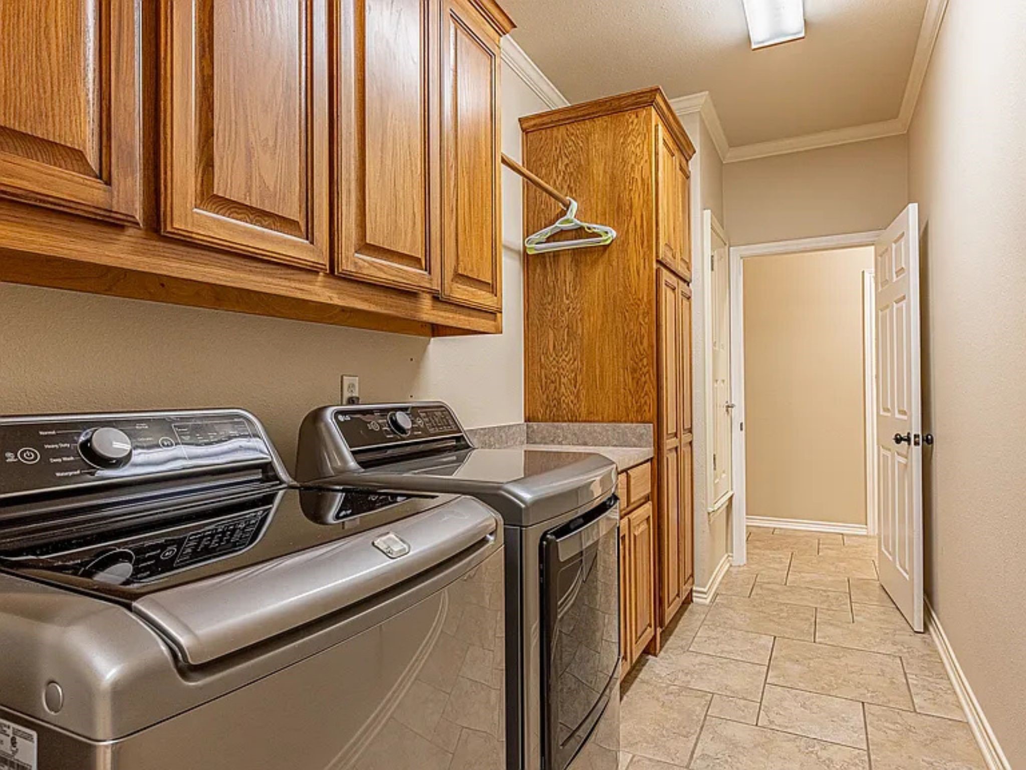 1606 S Hyde Park Avenue Denison TX 75020