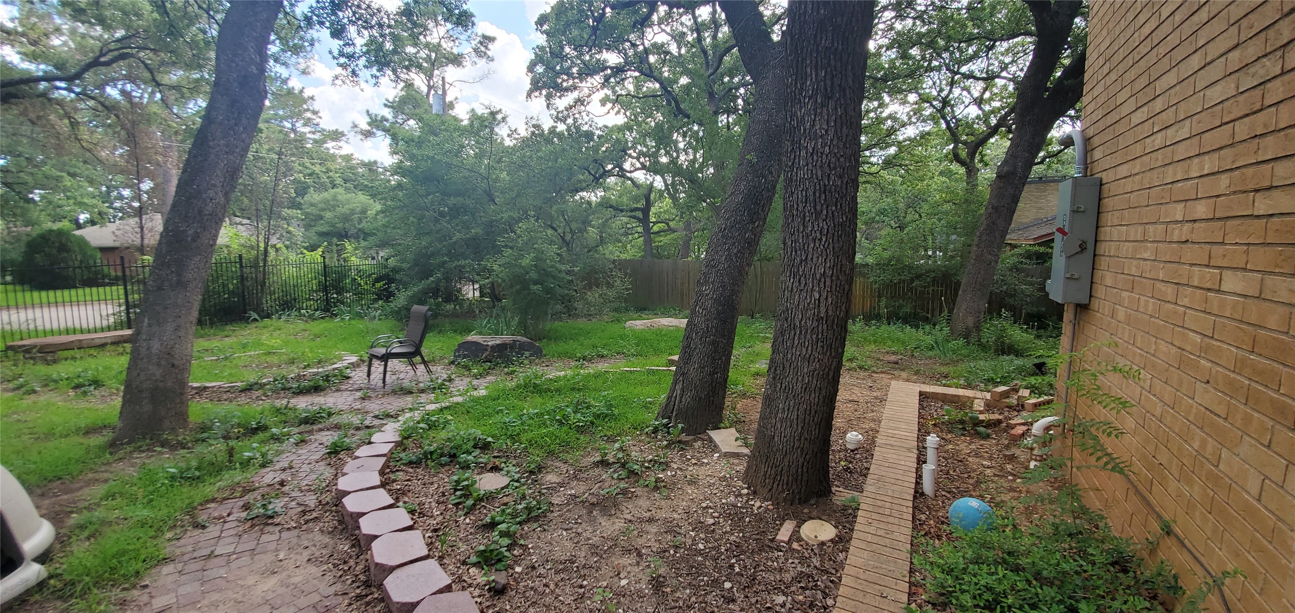 1815 Greenwood Drive Denton TX 76209