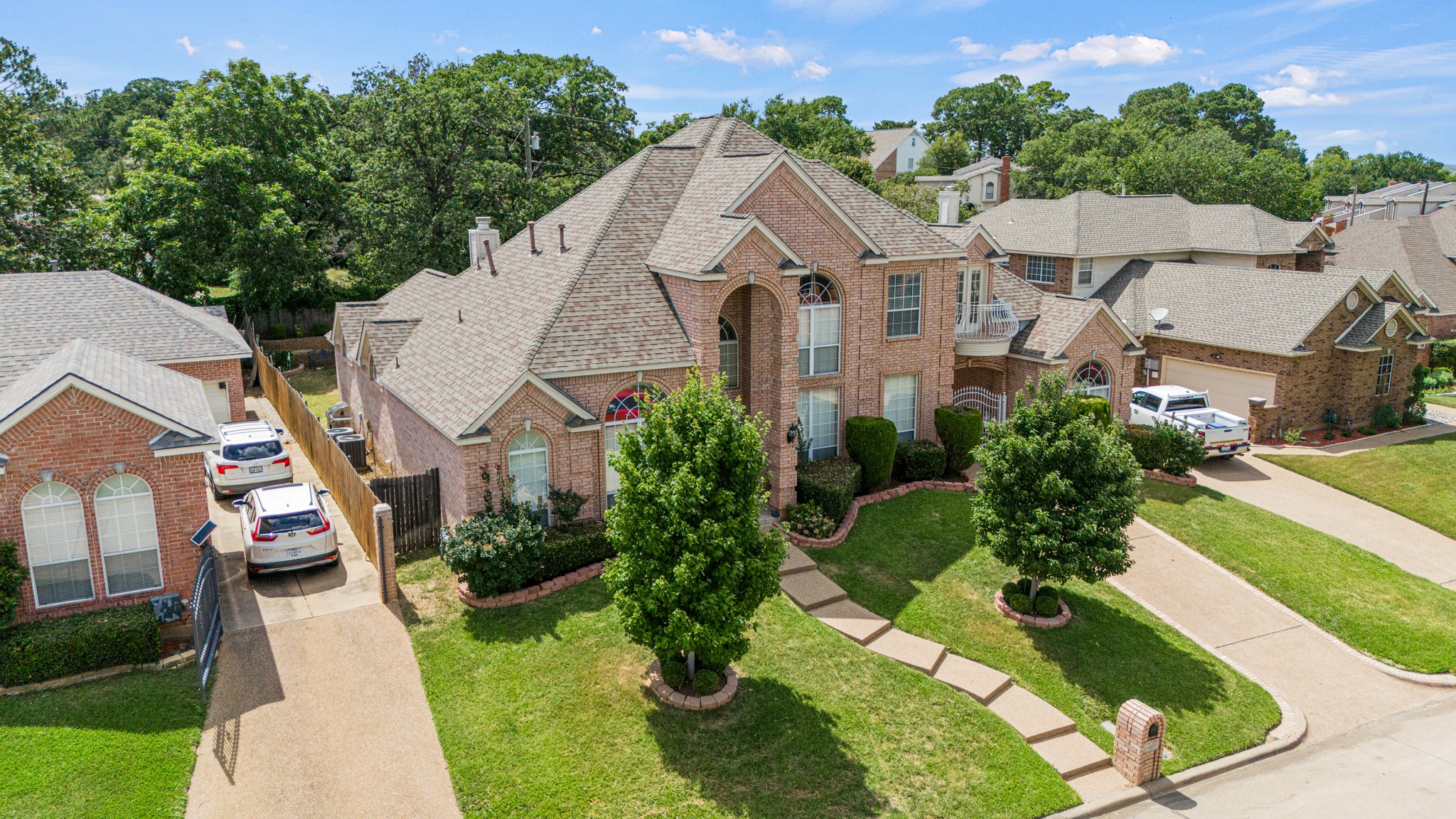 2308 Megan Way Arlington TX 76016