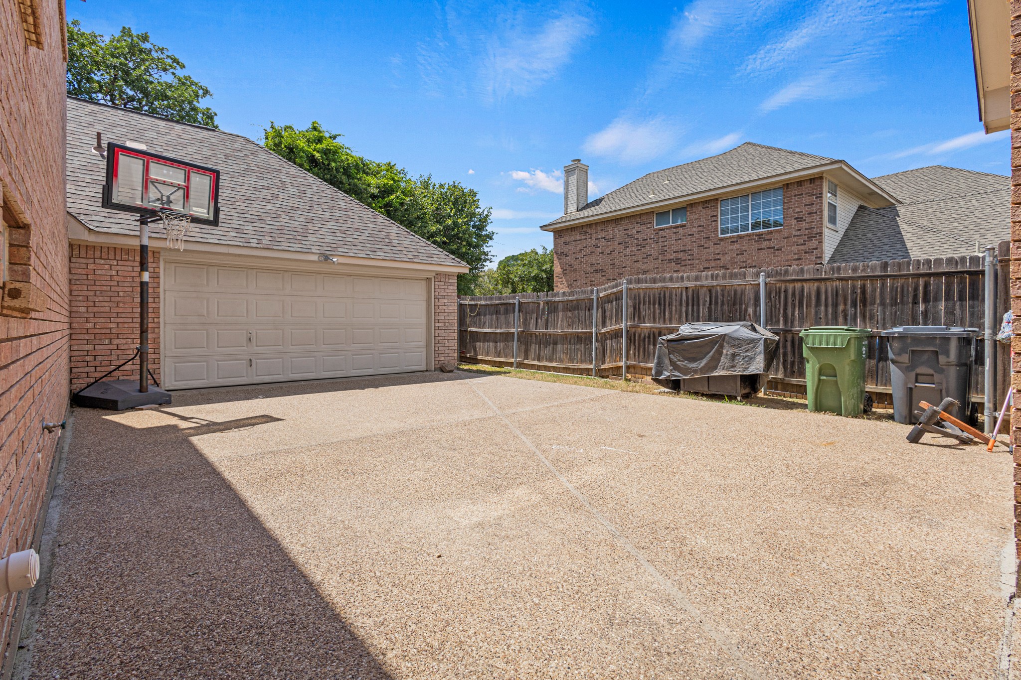 2308 Megan Way Arlington TX 76016