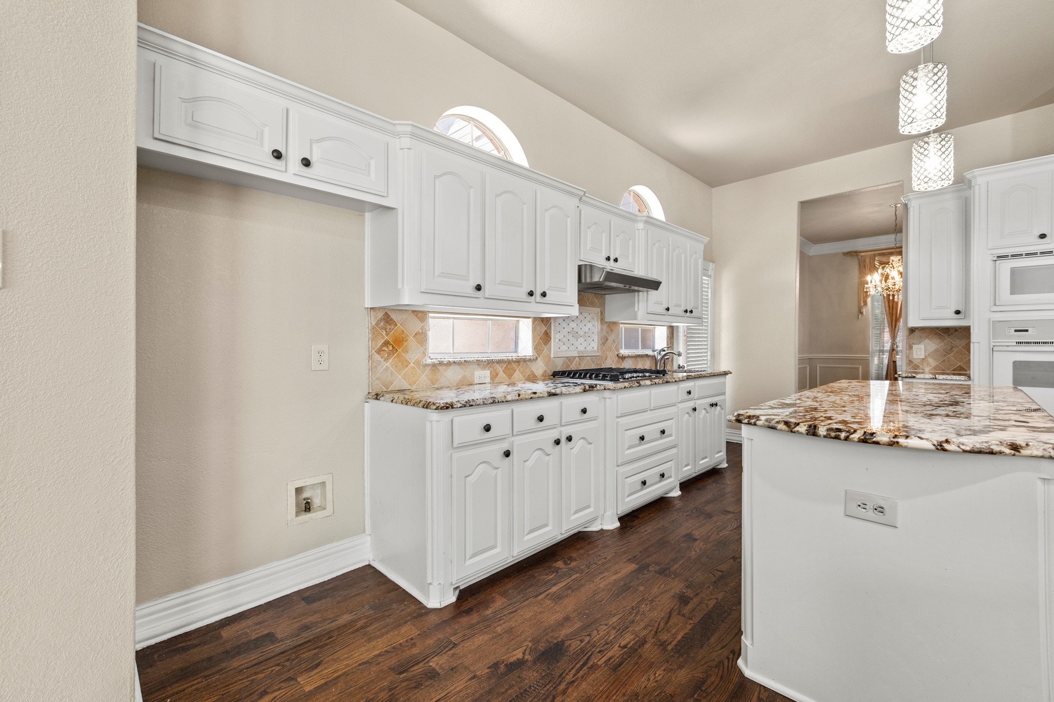 2308 Megan Way Arlington TX 76016