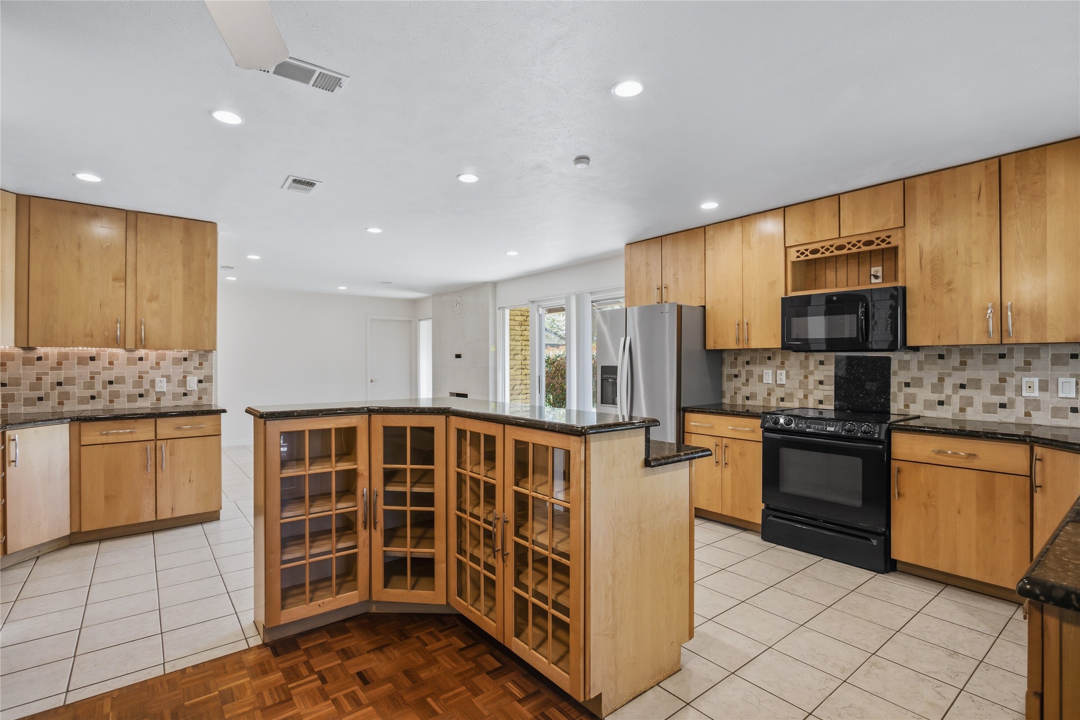 15721 Mapleview Circle Dallas TX 75248