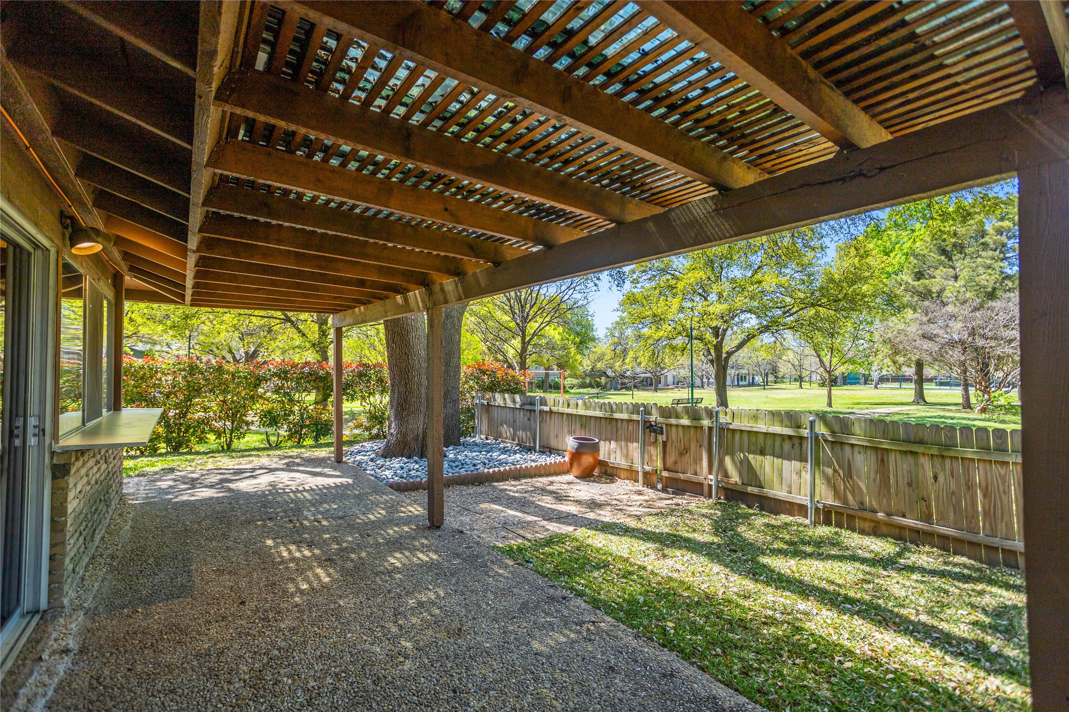 15721 Mapleview Circle Dallas TX 75248