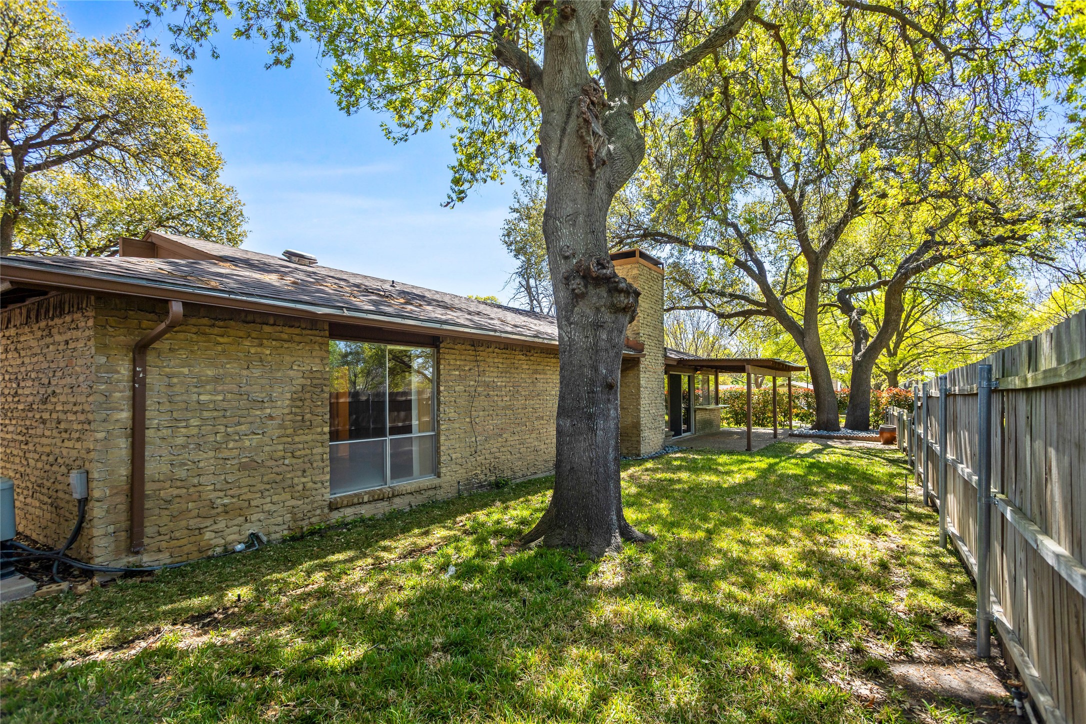 15721 Mapleview Circle Dallas TX 75248