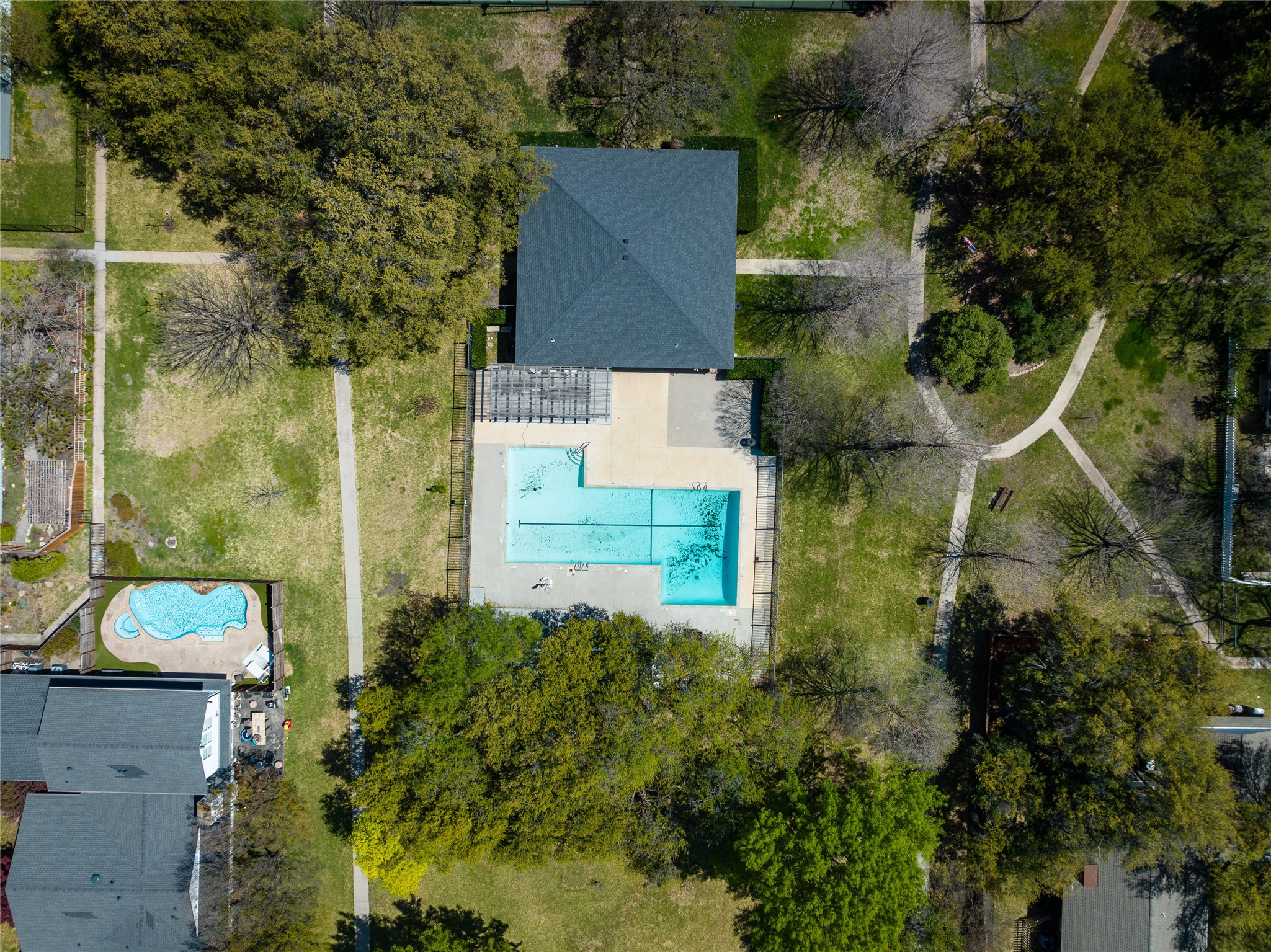 15721 Mapleview Circle Dallas TX 75248