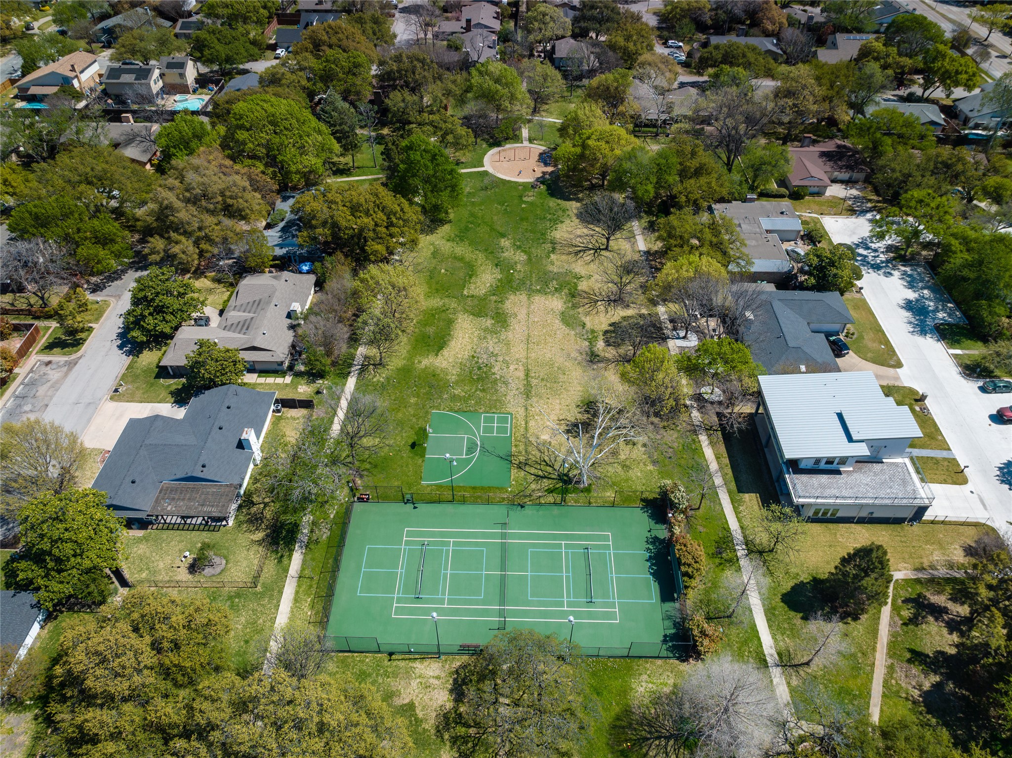 15721 Mapleview Circle Dallas TX 75248