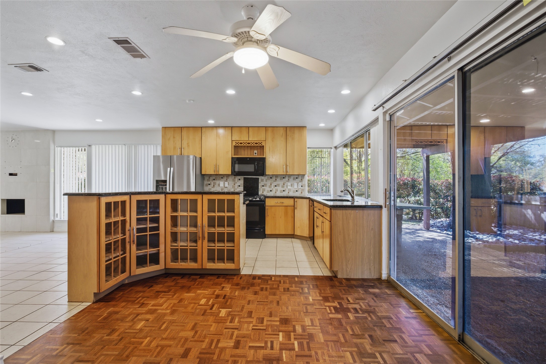 15721 Mapleview Circle Dallas TX 75248