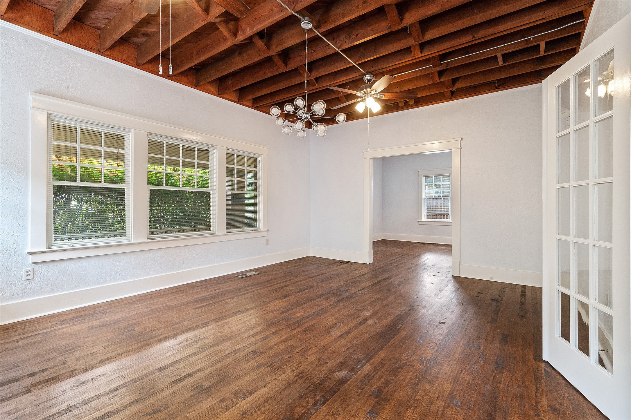 4313 Avondale Avenue Dallas TX 75219