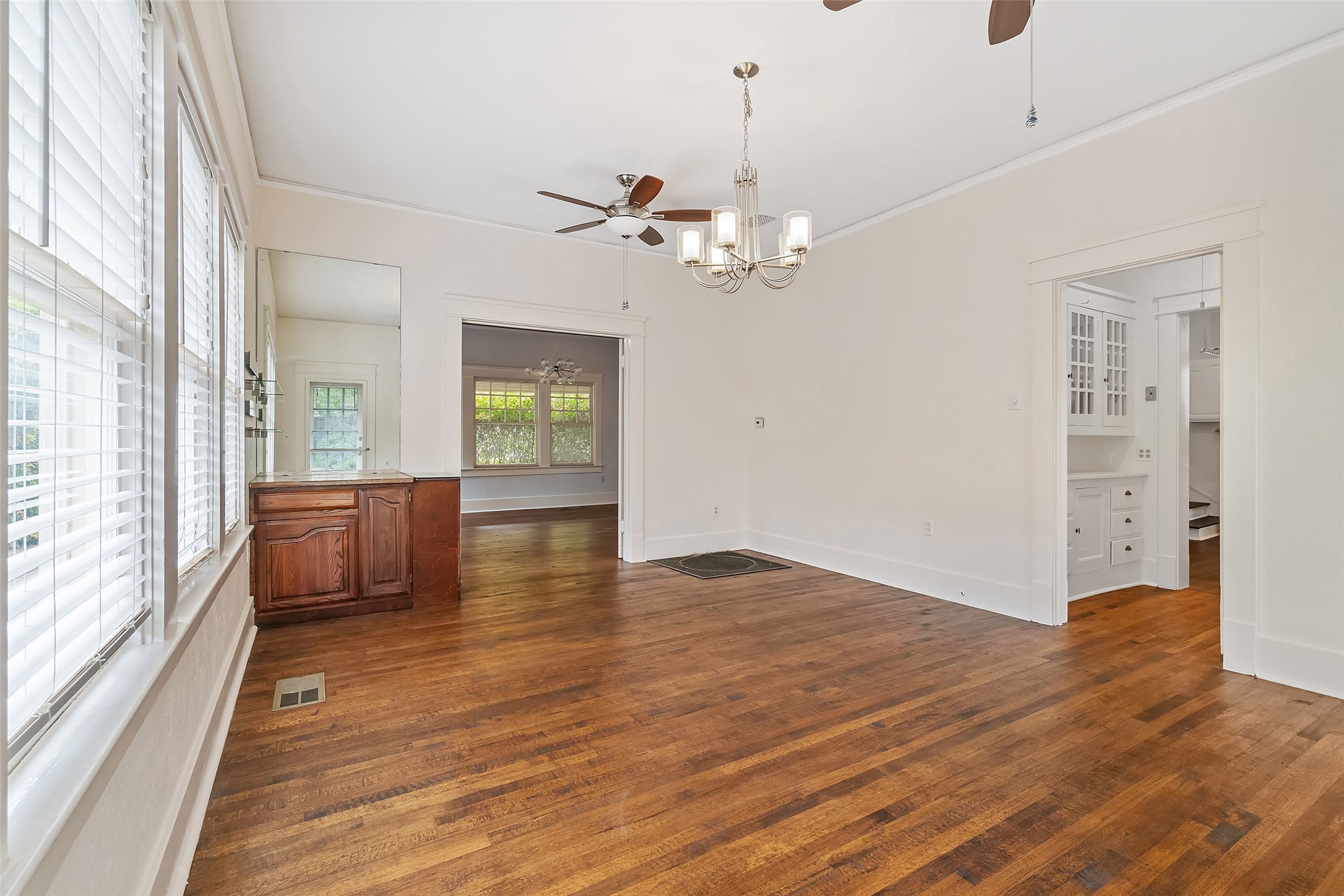4313 Avondale Avenue Dallas TX 75219