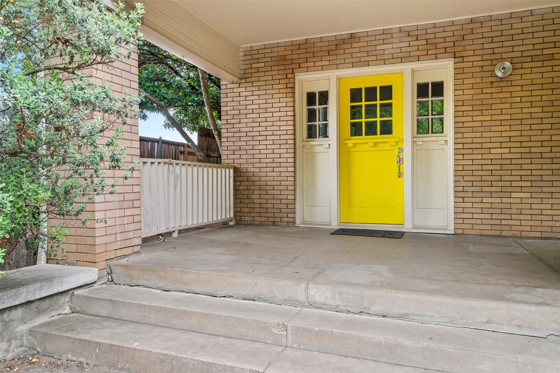 4313 Avondale Avenue Dallas TX 75219
