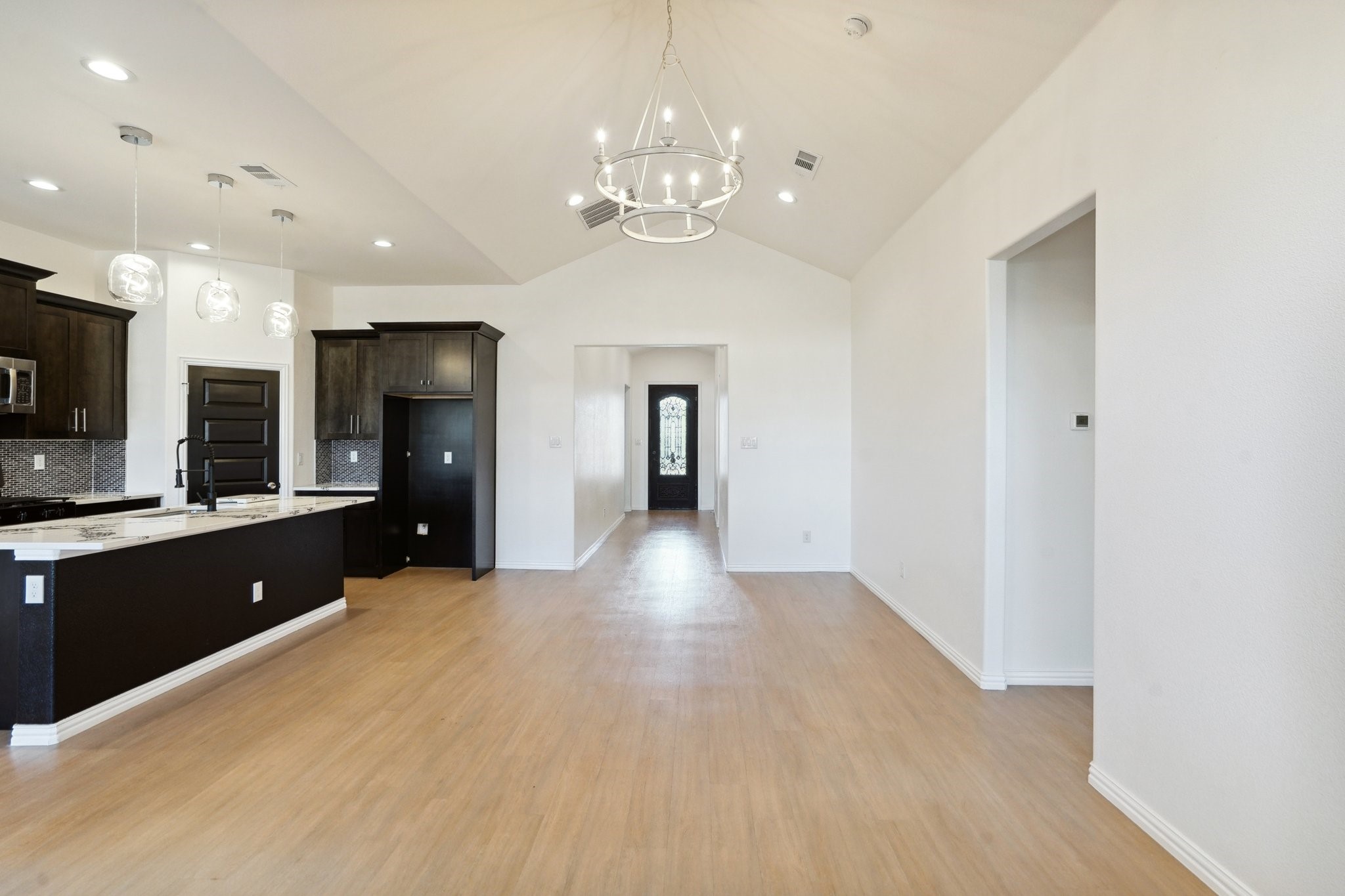 2114 Spikes Street Grand Prairie TX 75051