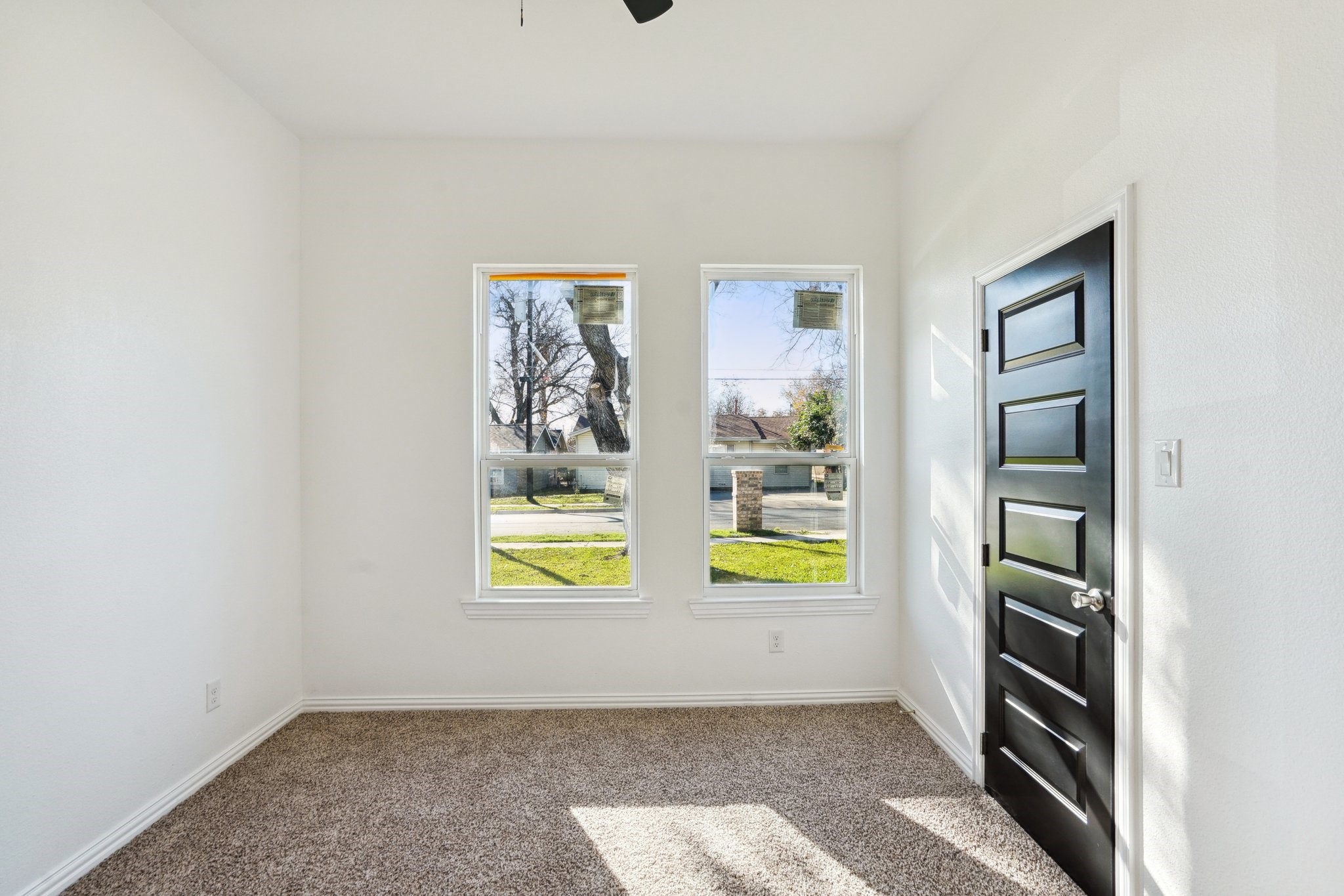 2114 Spikes Street Grand Prairie TX 75051
