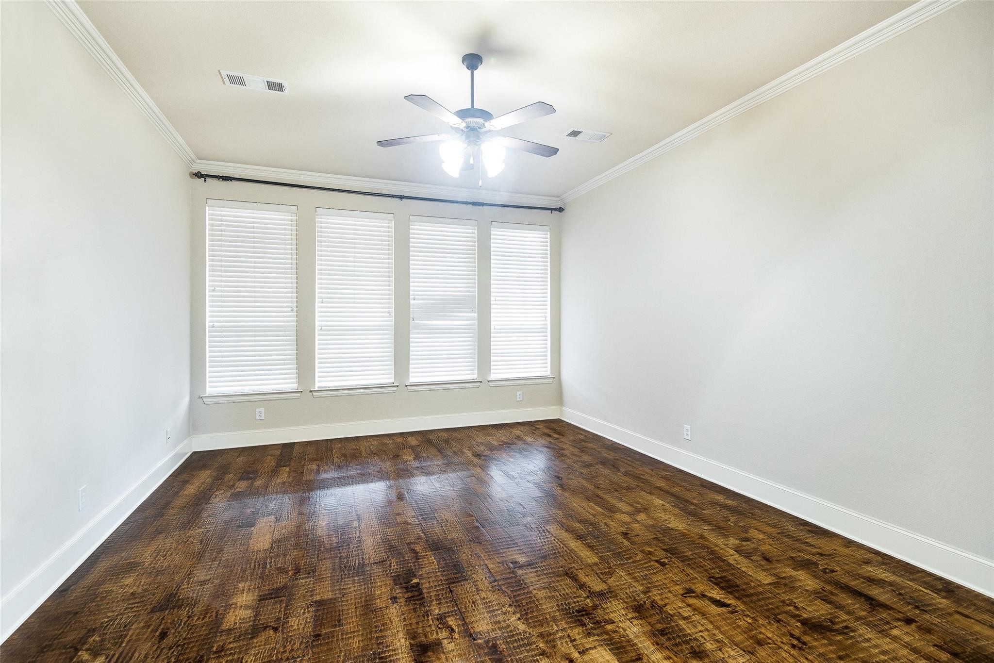 2016 Magic Mantle Drive Lewisville TX 75056