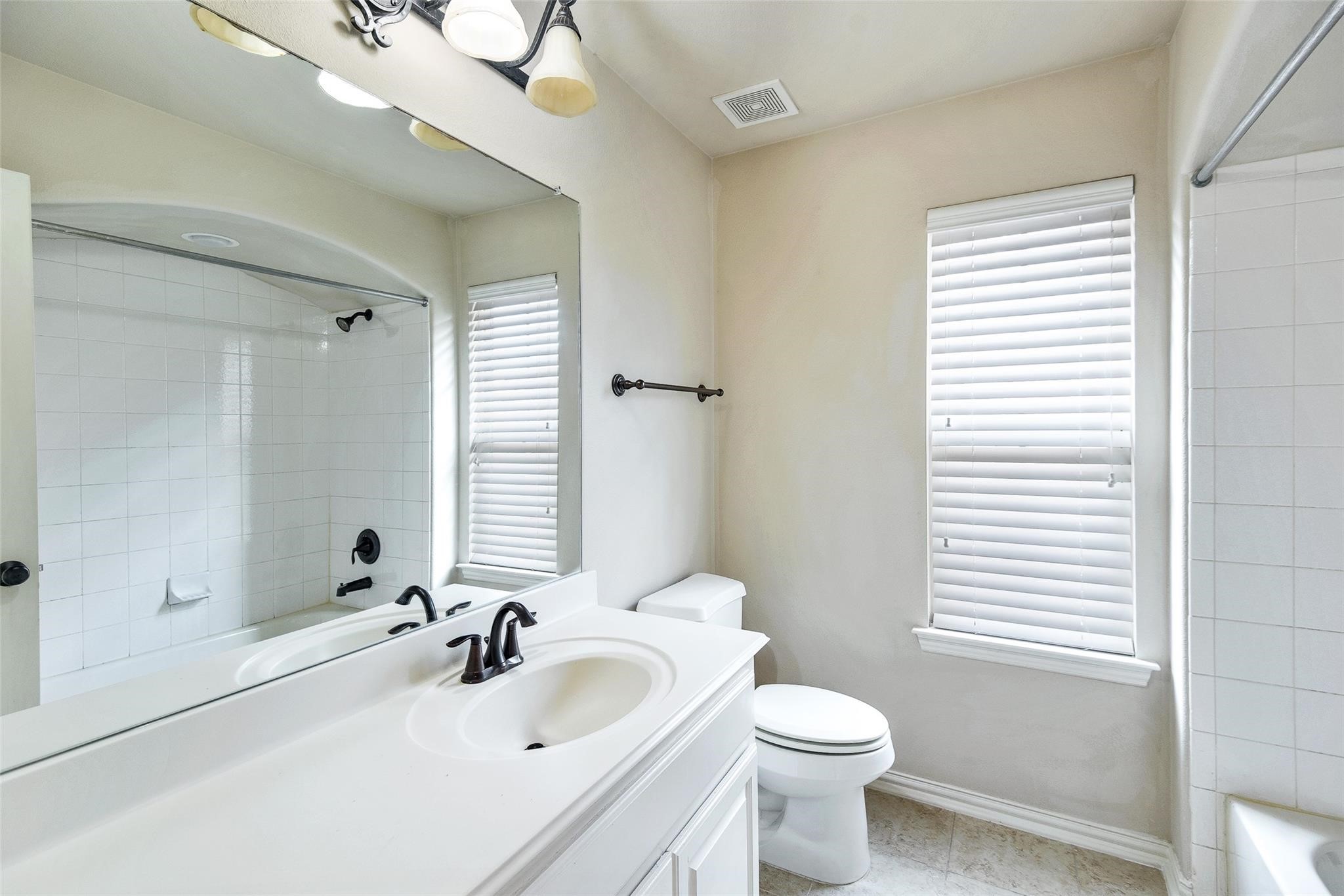 2016 Magic Mantle Drive Lewisville TX 75056