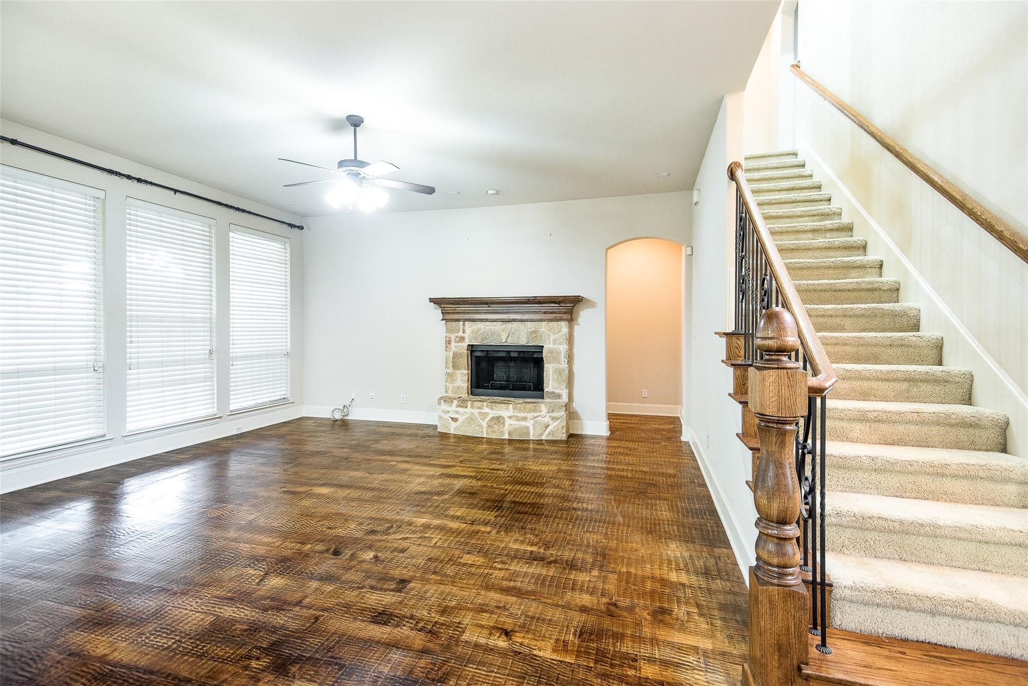 2016 Magic Mantle Drive Lewisville TX 75056