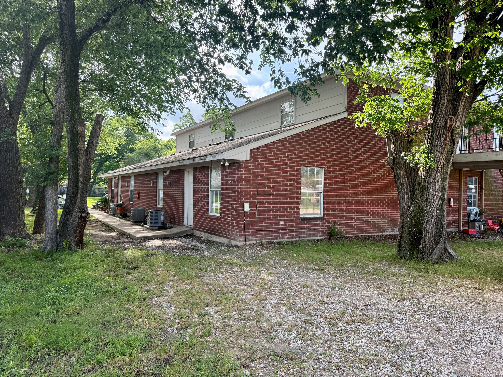 218 N 6th Street Wills Point TX 75169