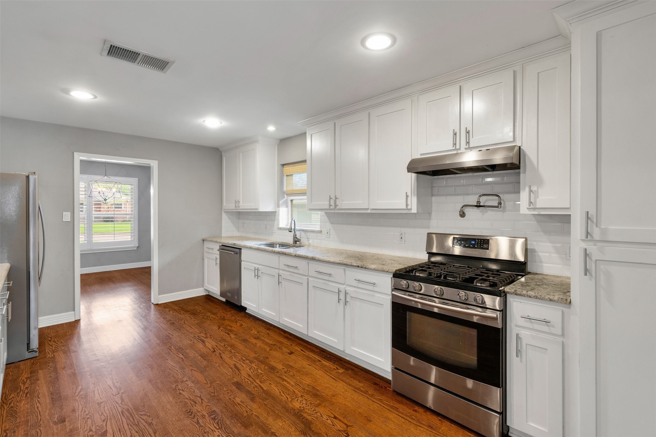 4628 Surf Drive Dallas TX 75214