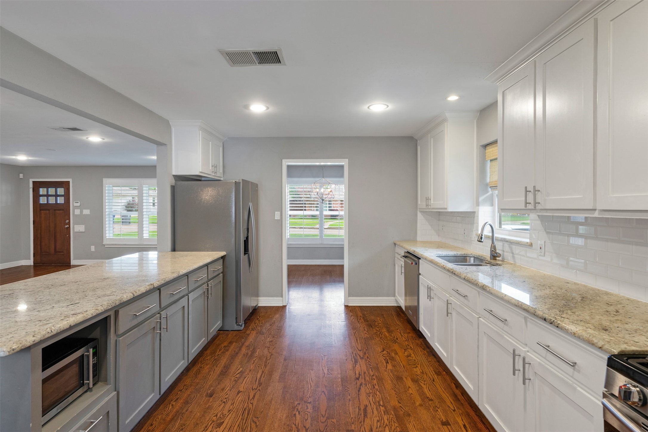 4628 Surf Drive Dallas TX 75214
