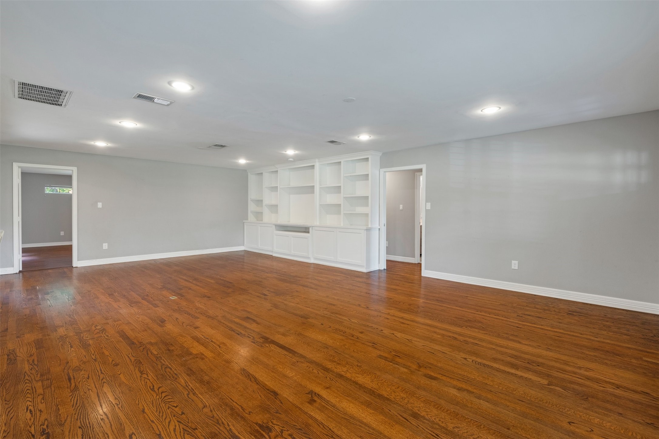 4628 Surf Drive Dallas TX 75214