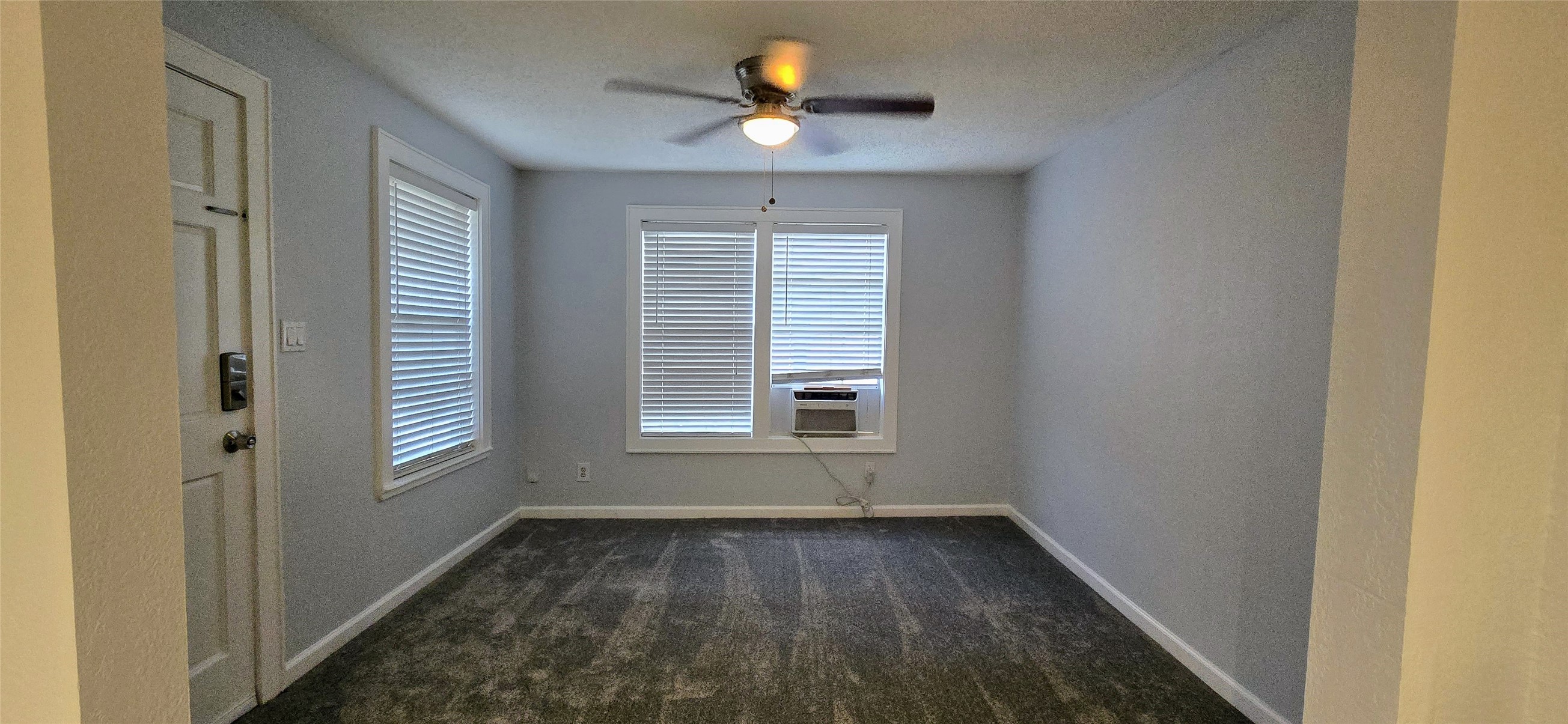 2861 W Devitt Street Fort Worth TX 76109