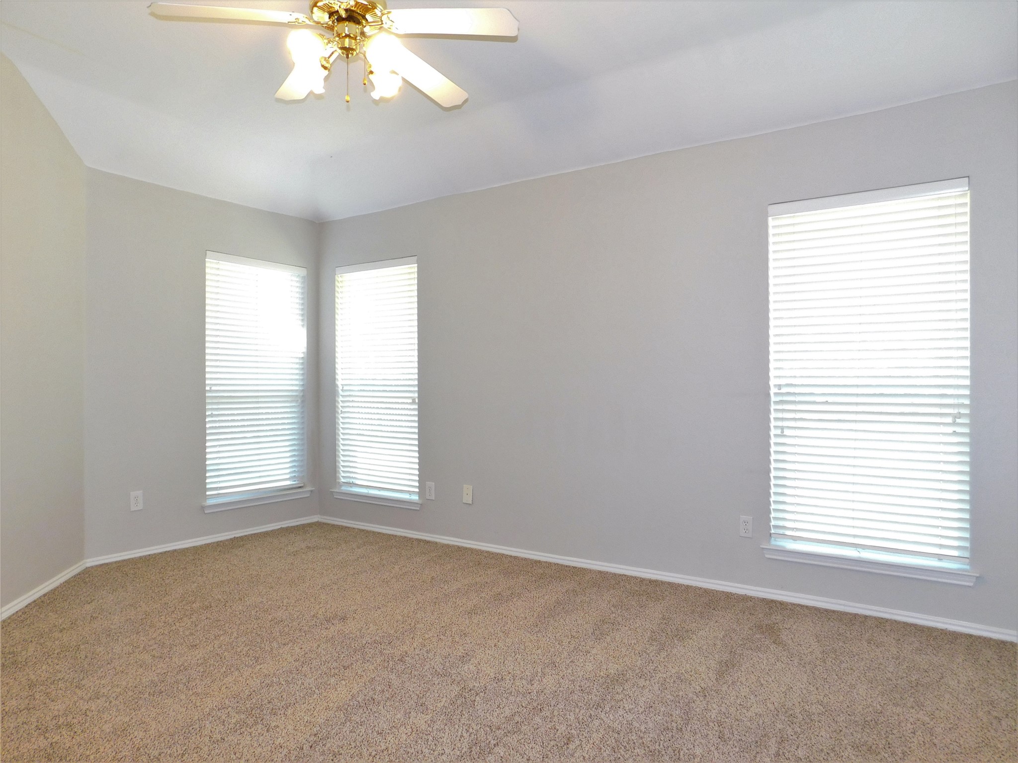 3721 Calvert Lane Denton TX 76208