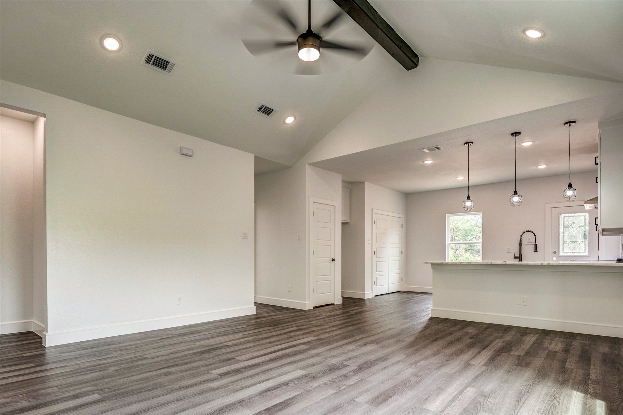 2513 Quail Run Trail Granbury TX 76048